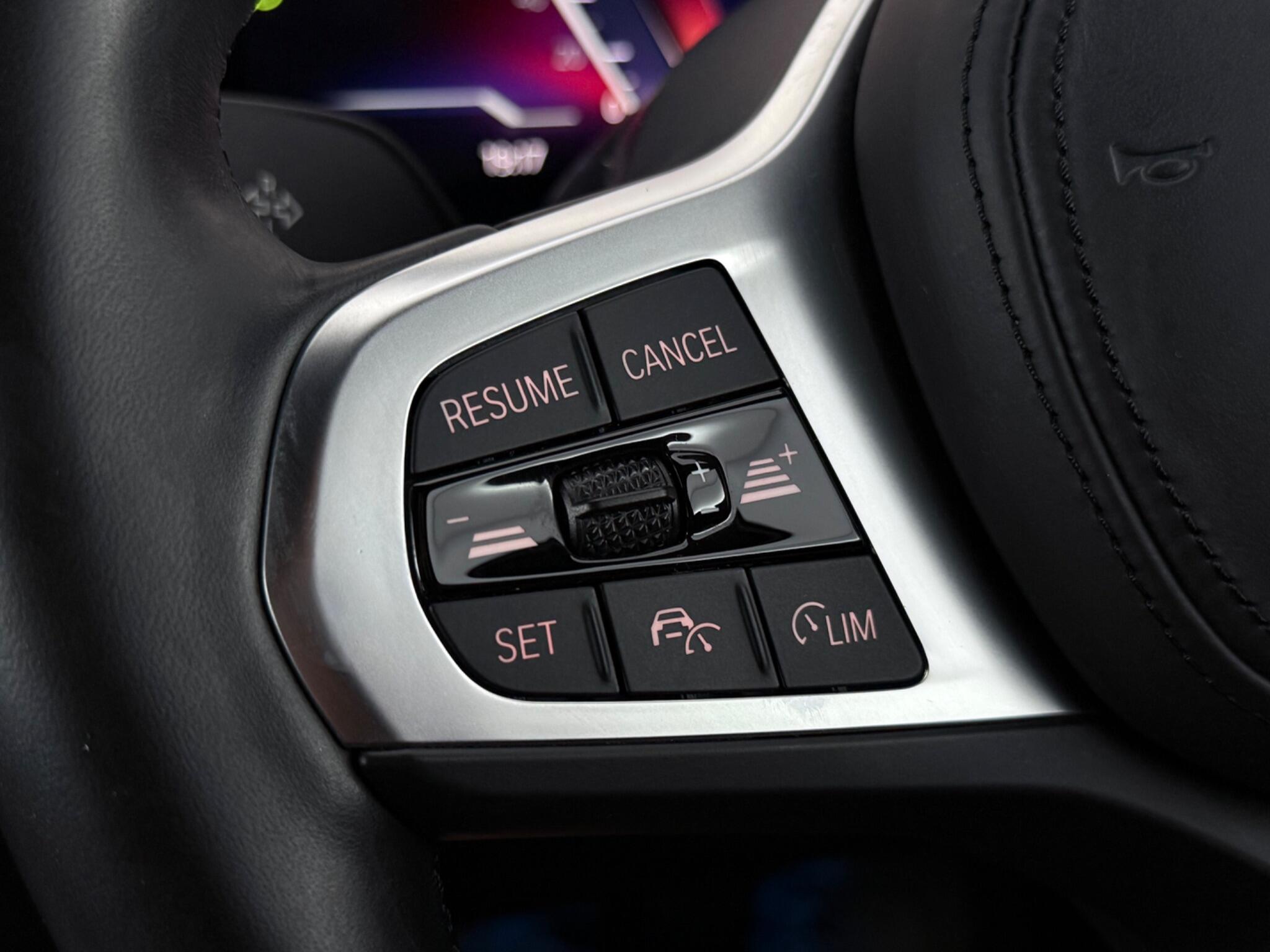 BMW I4 view 17