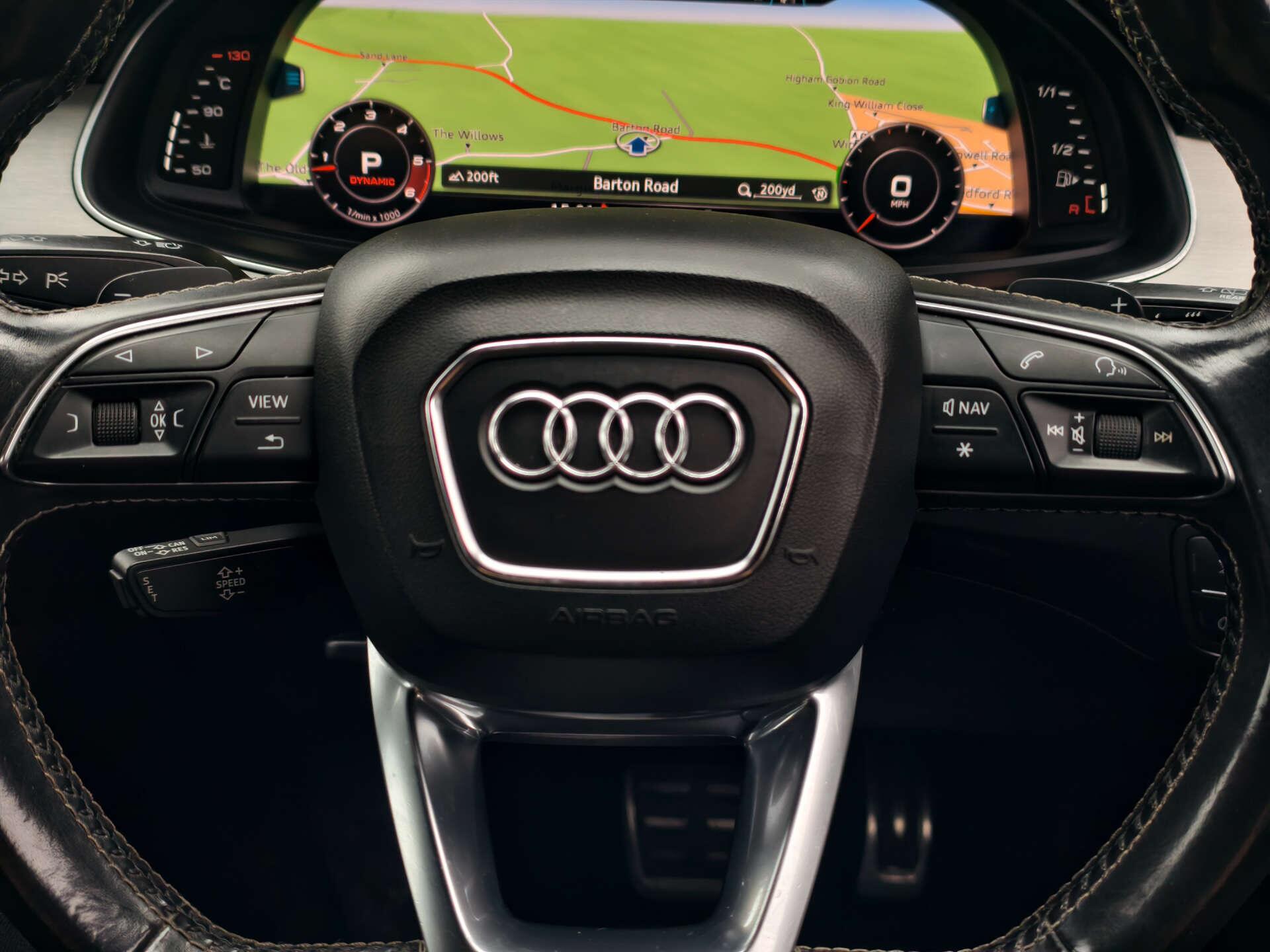 Audi SQ7 view 35