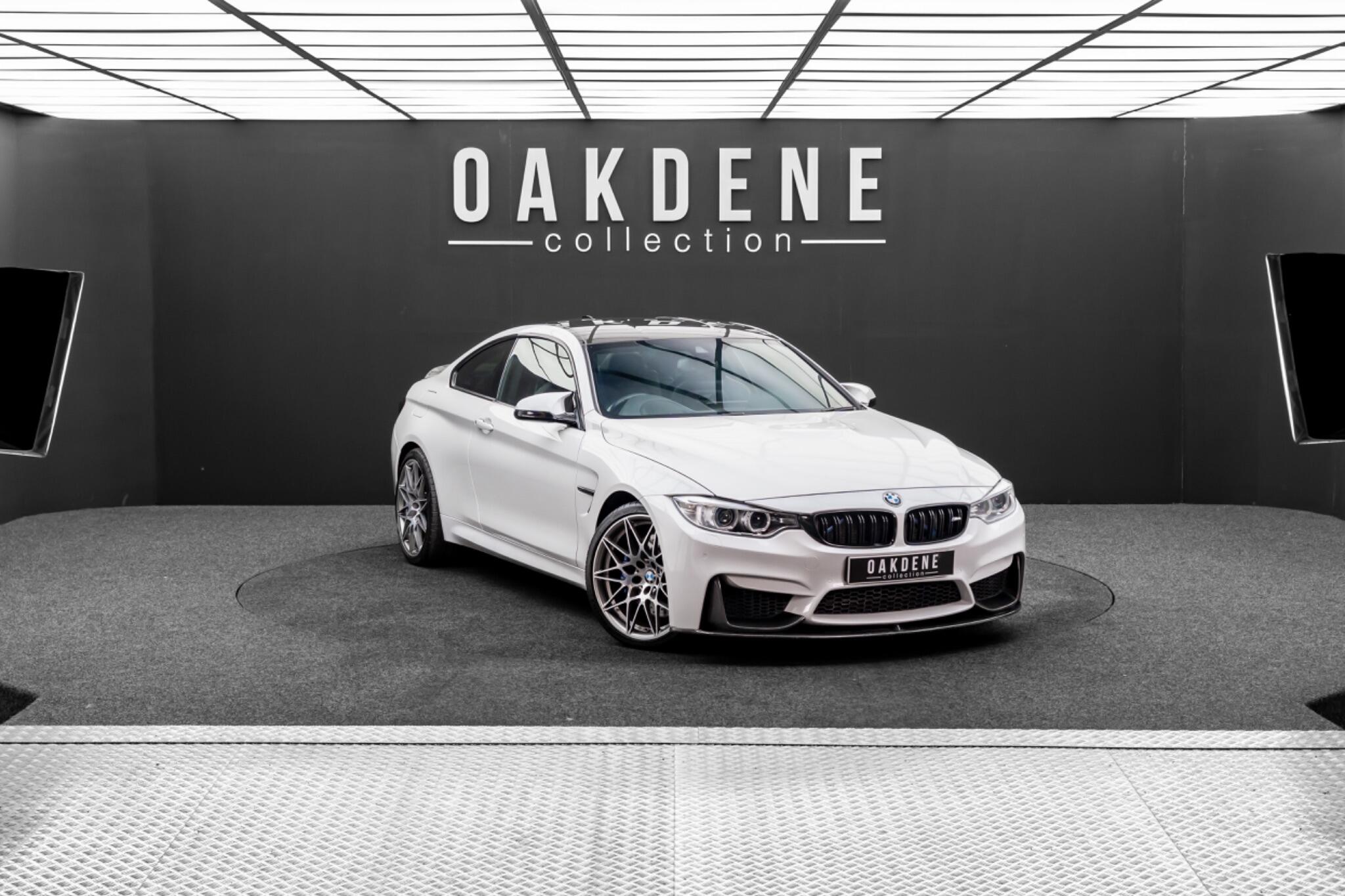 BMW M4 view 9