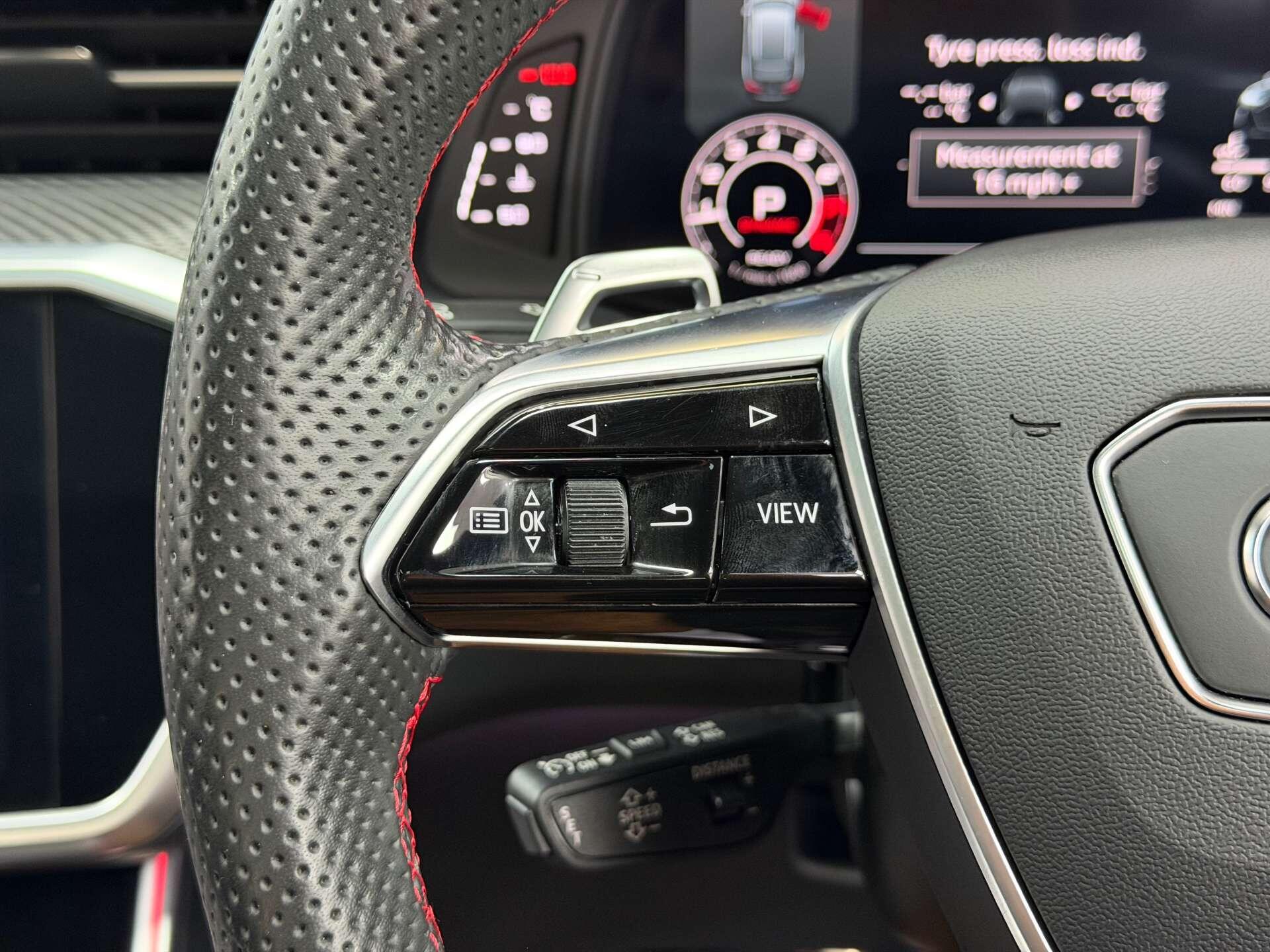Audi RS6 view 30