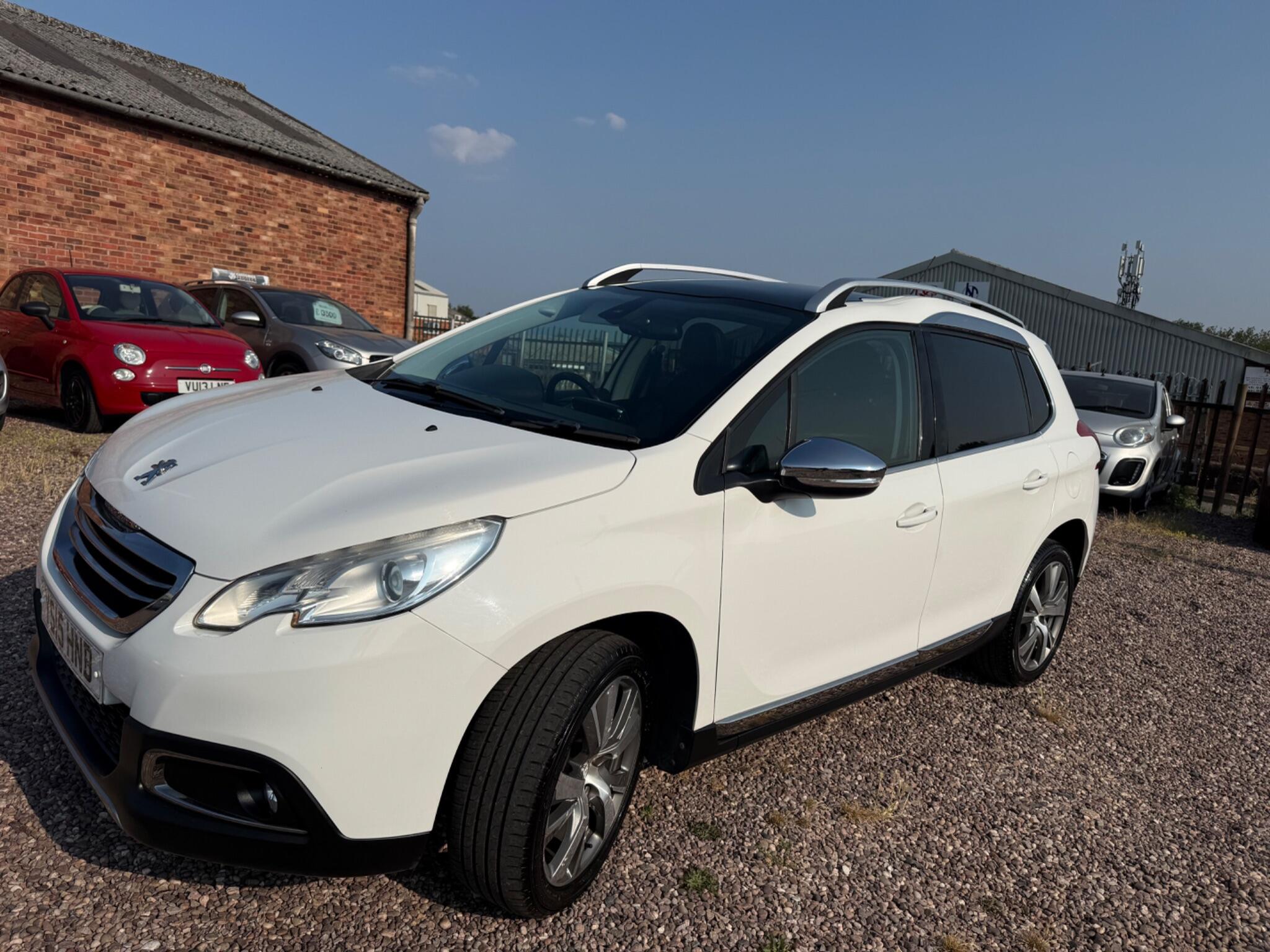 Peugeot 2008 view 7