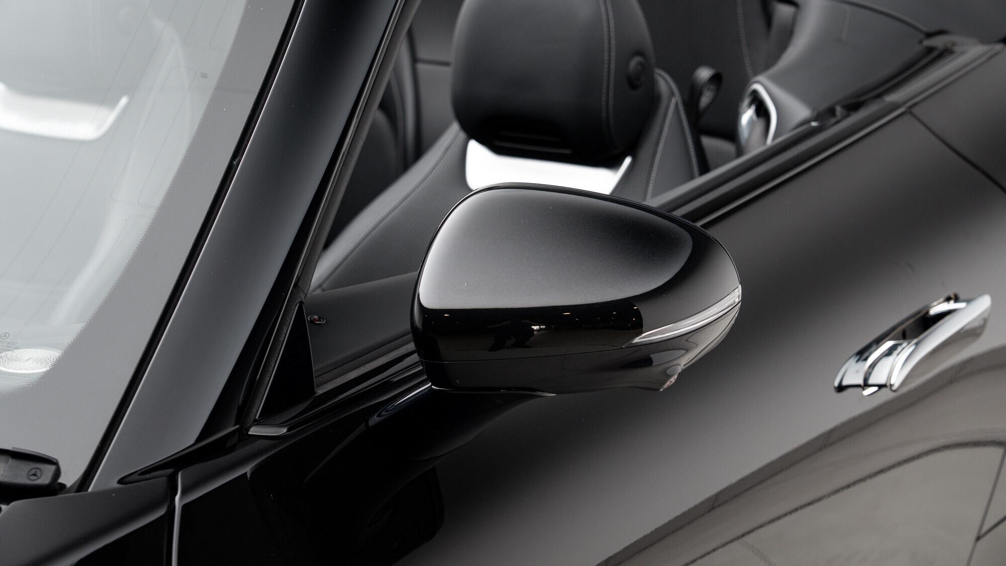 Mercedes-Benz SL view 14