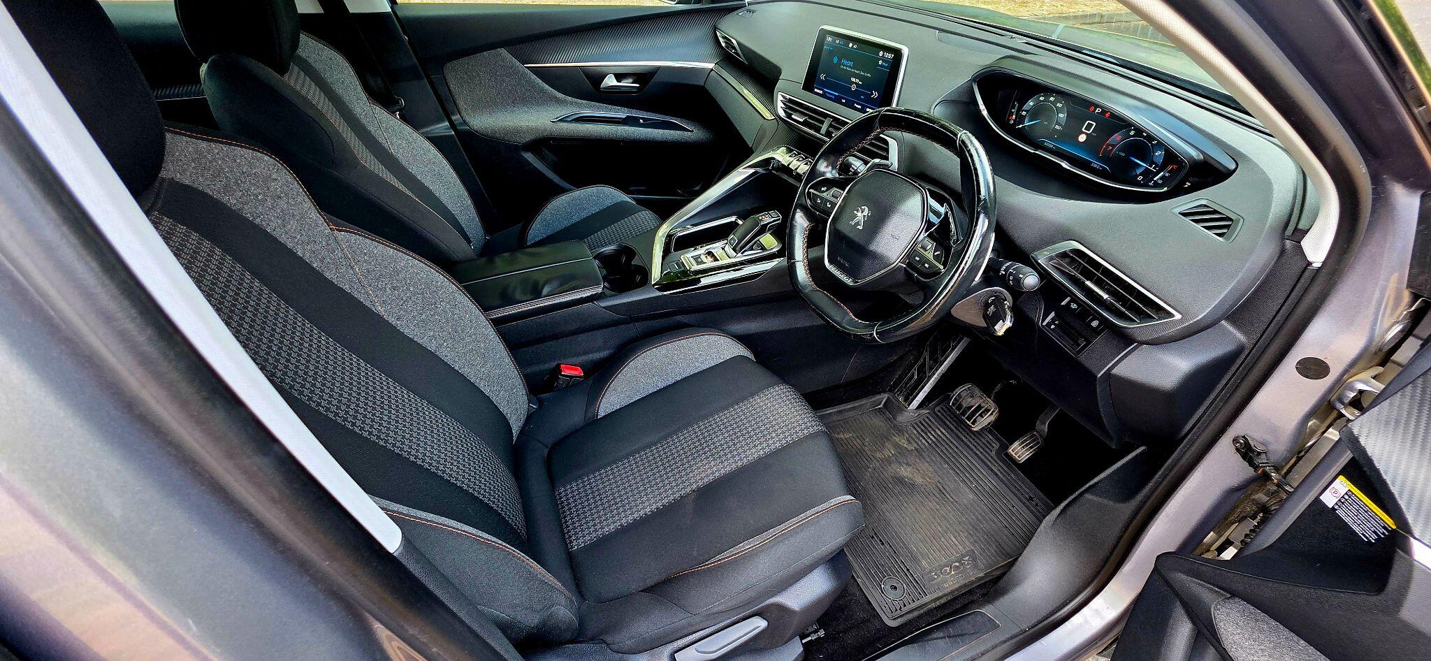Peugeot 3008 view 29