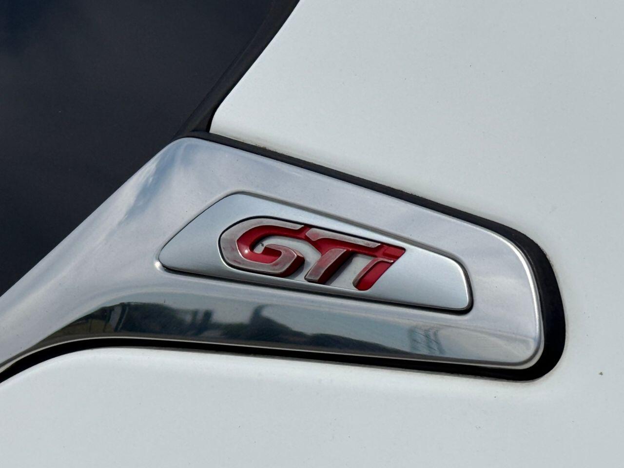 Peugeot 208 view 44