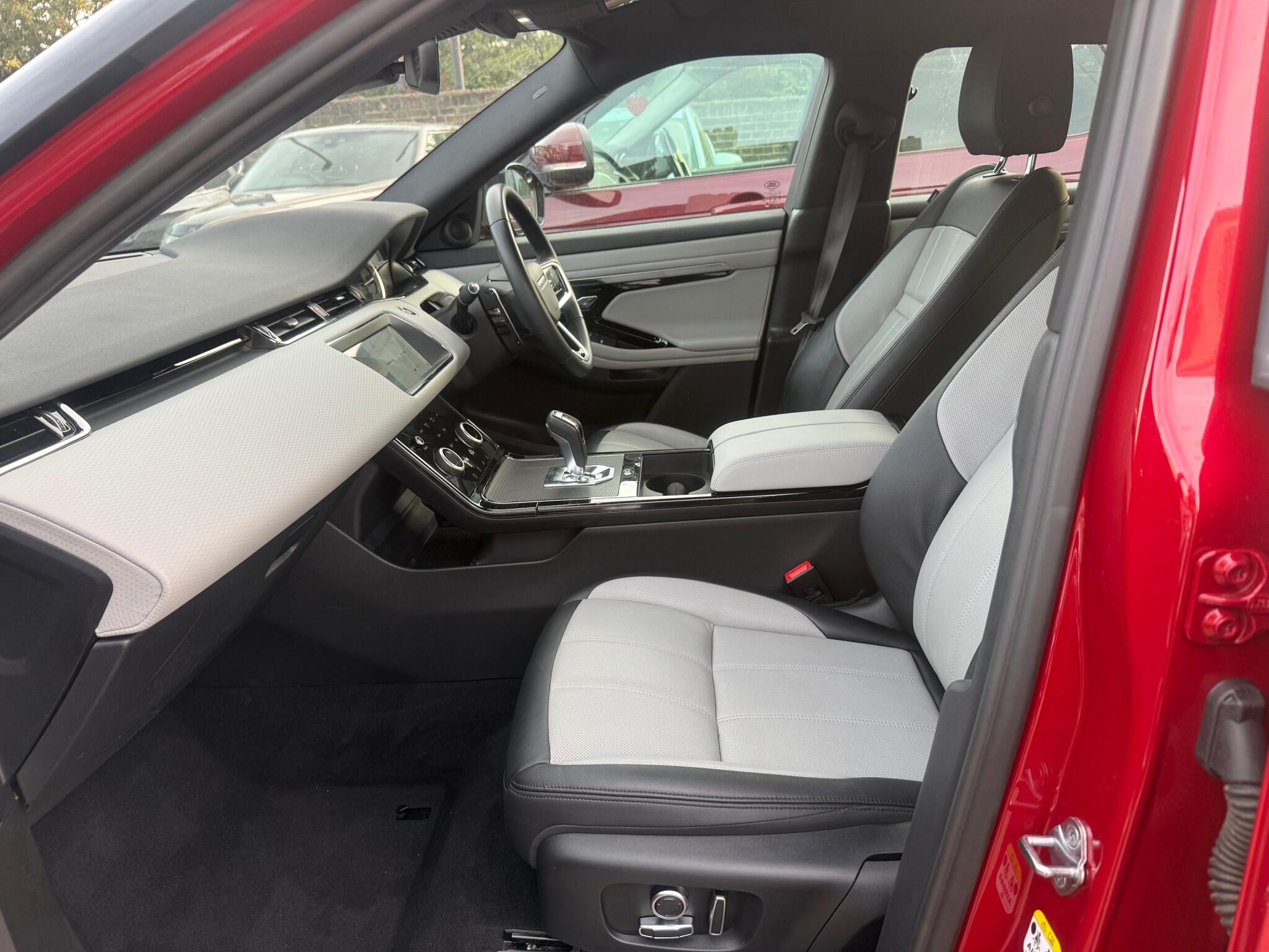 Land Rover Range Rover Evoque view 10
