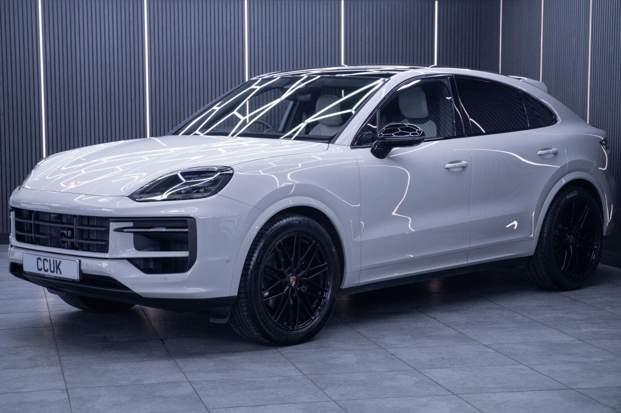 Porsche Cayenne view 6