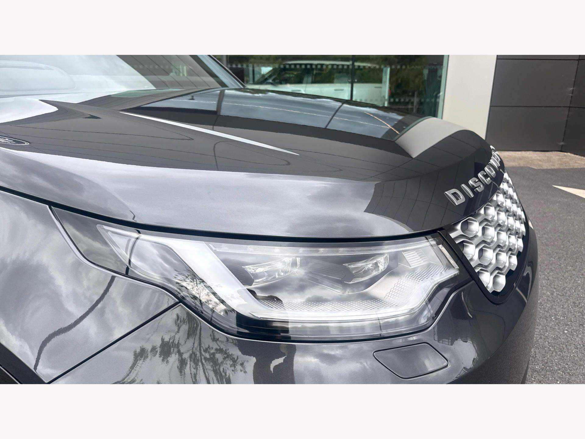Land Rover Discovery view 21
