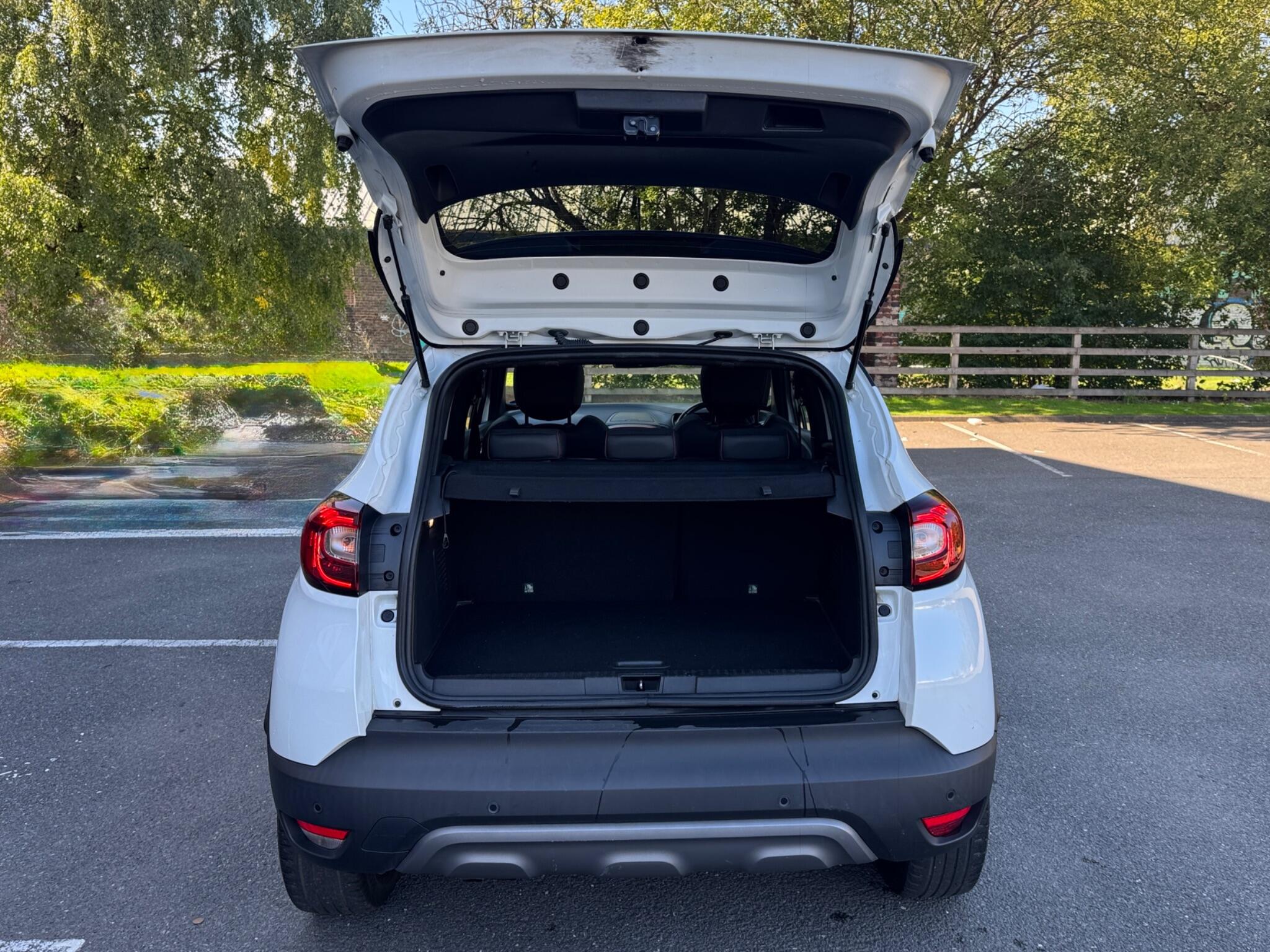 Renault Captur view 14