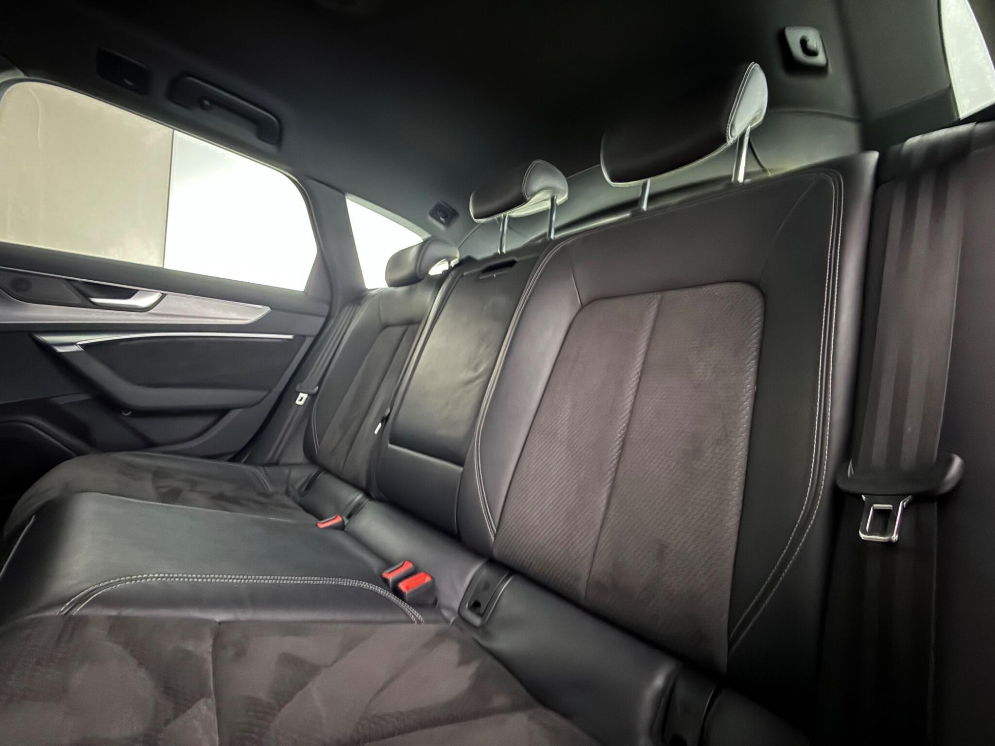Audi A6 view 33