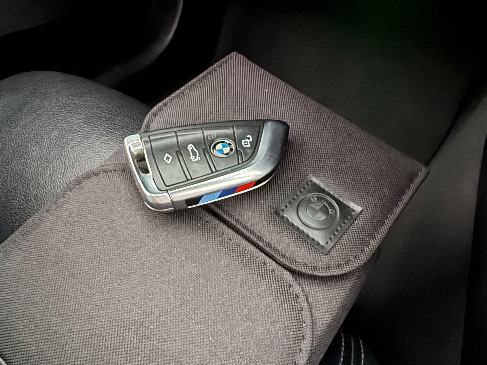 BMW 3 Series view 41