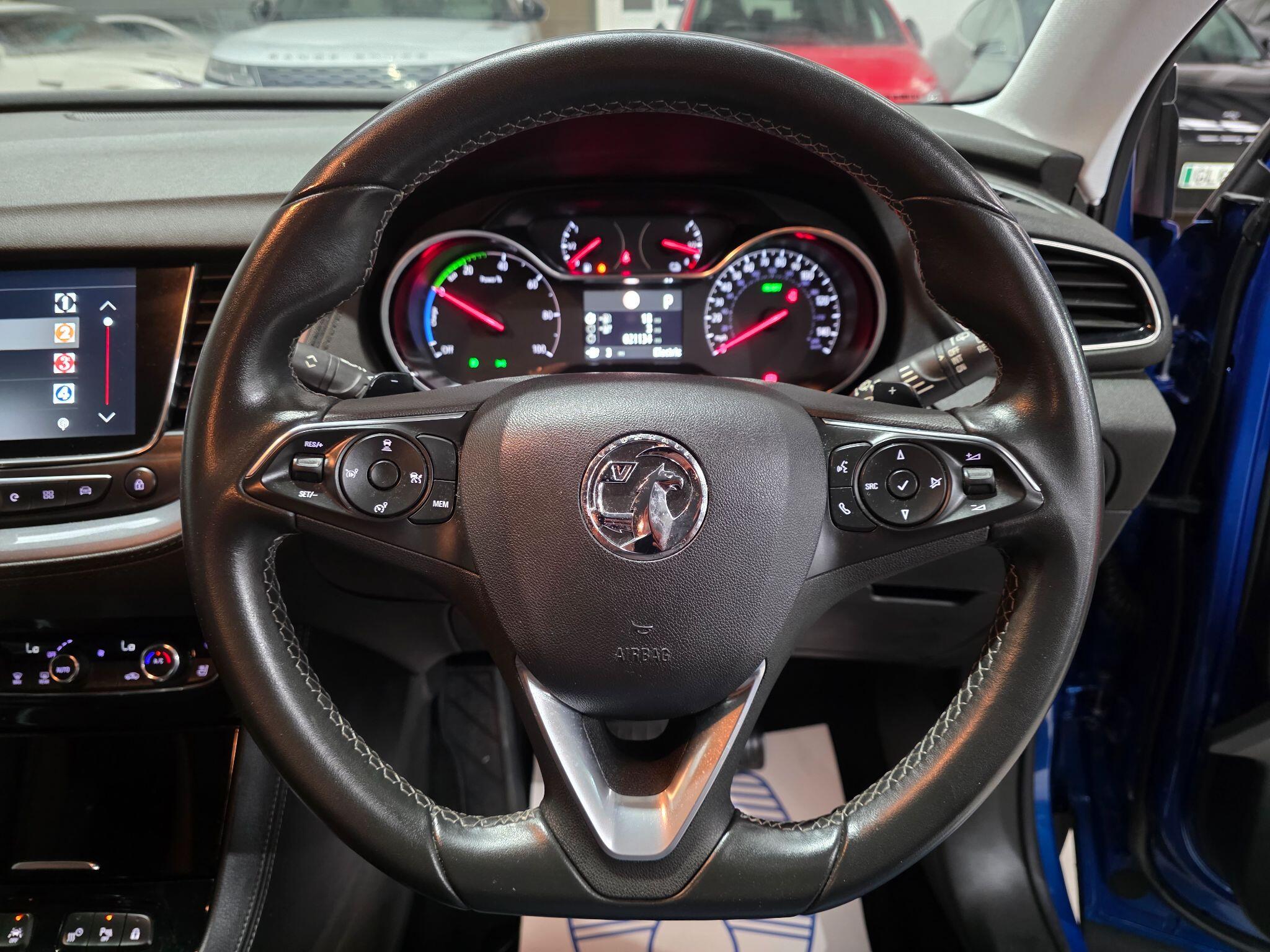 Vauxhall Grandland X view 17