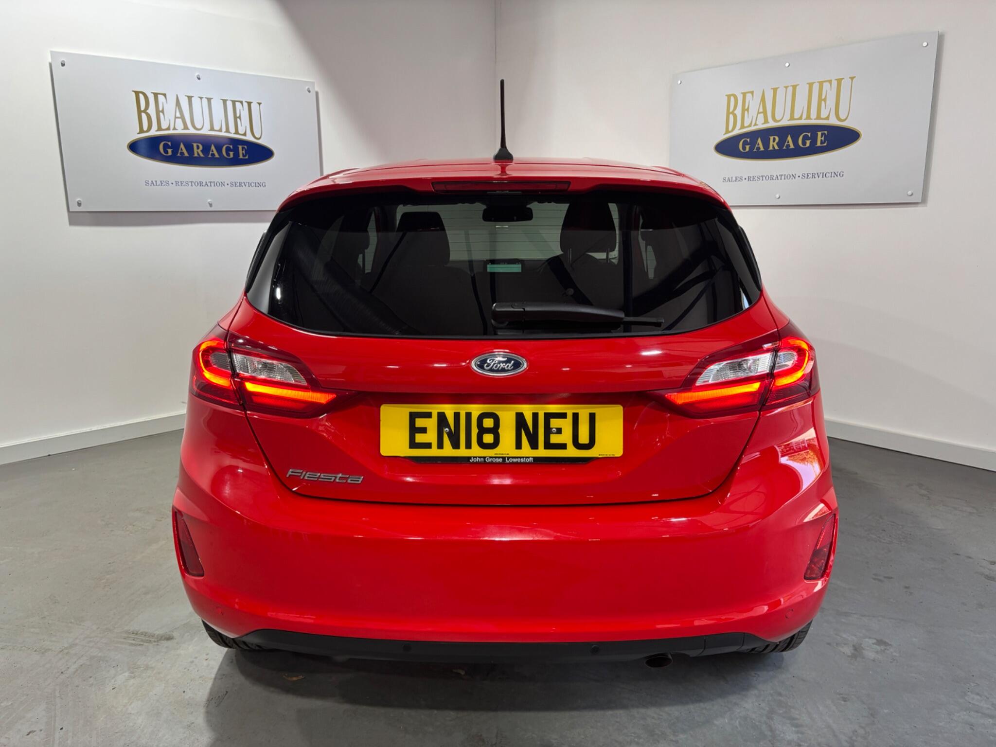 Ford Fiesta view 59