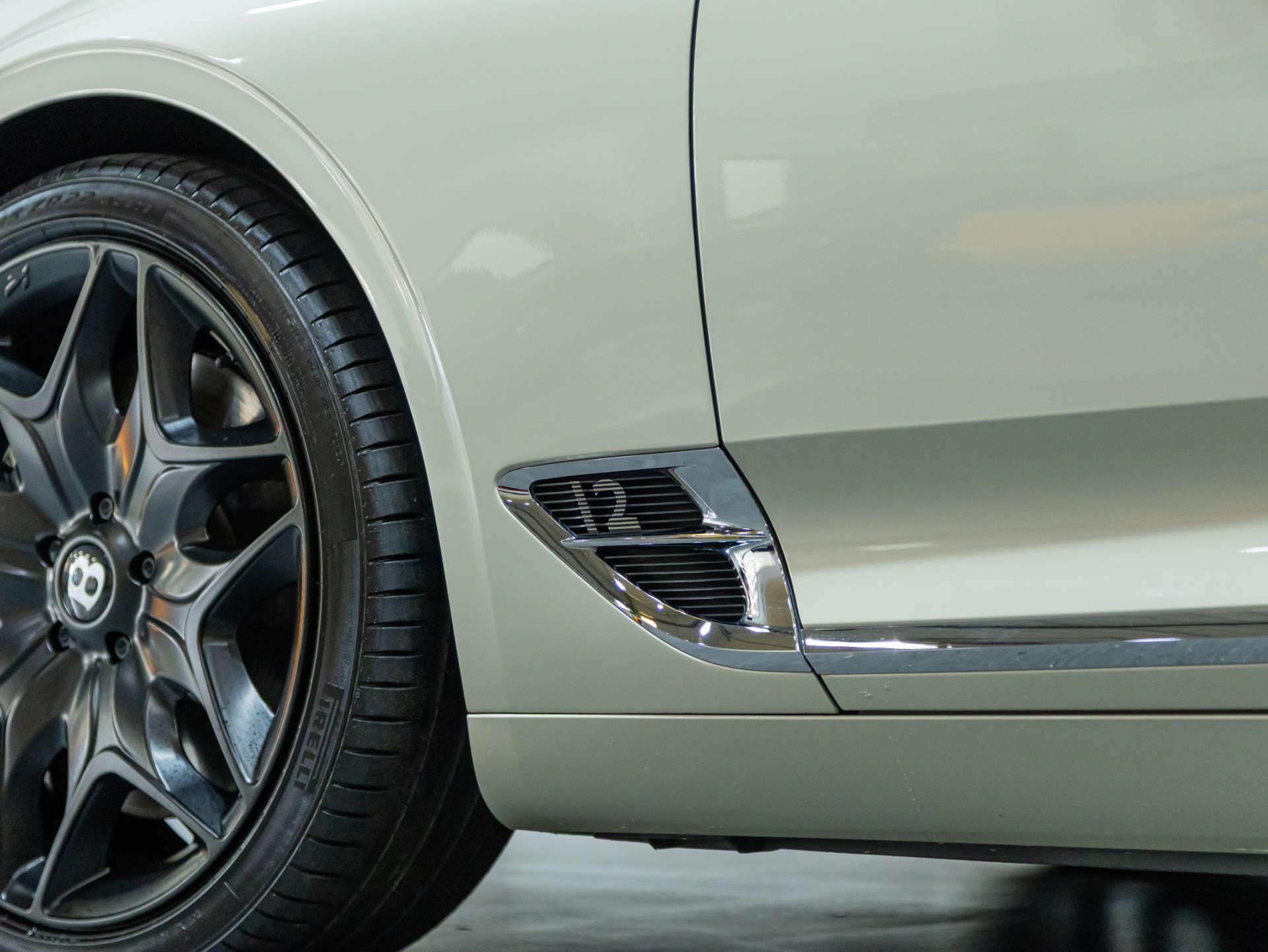 Bentley Continental view 65