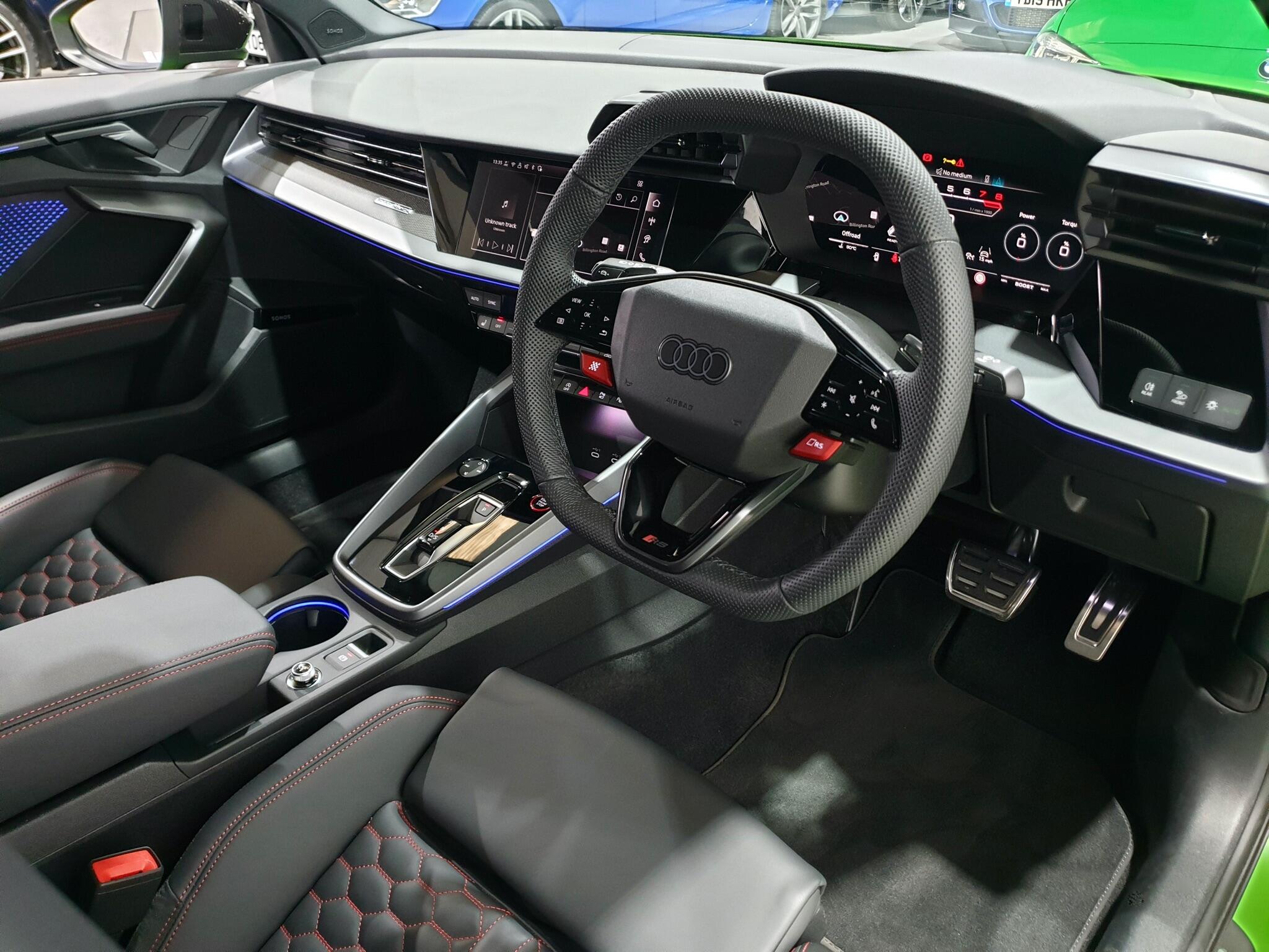 Audi RS3 view 80