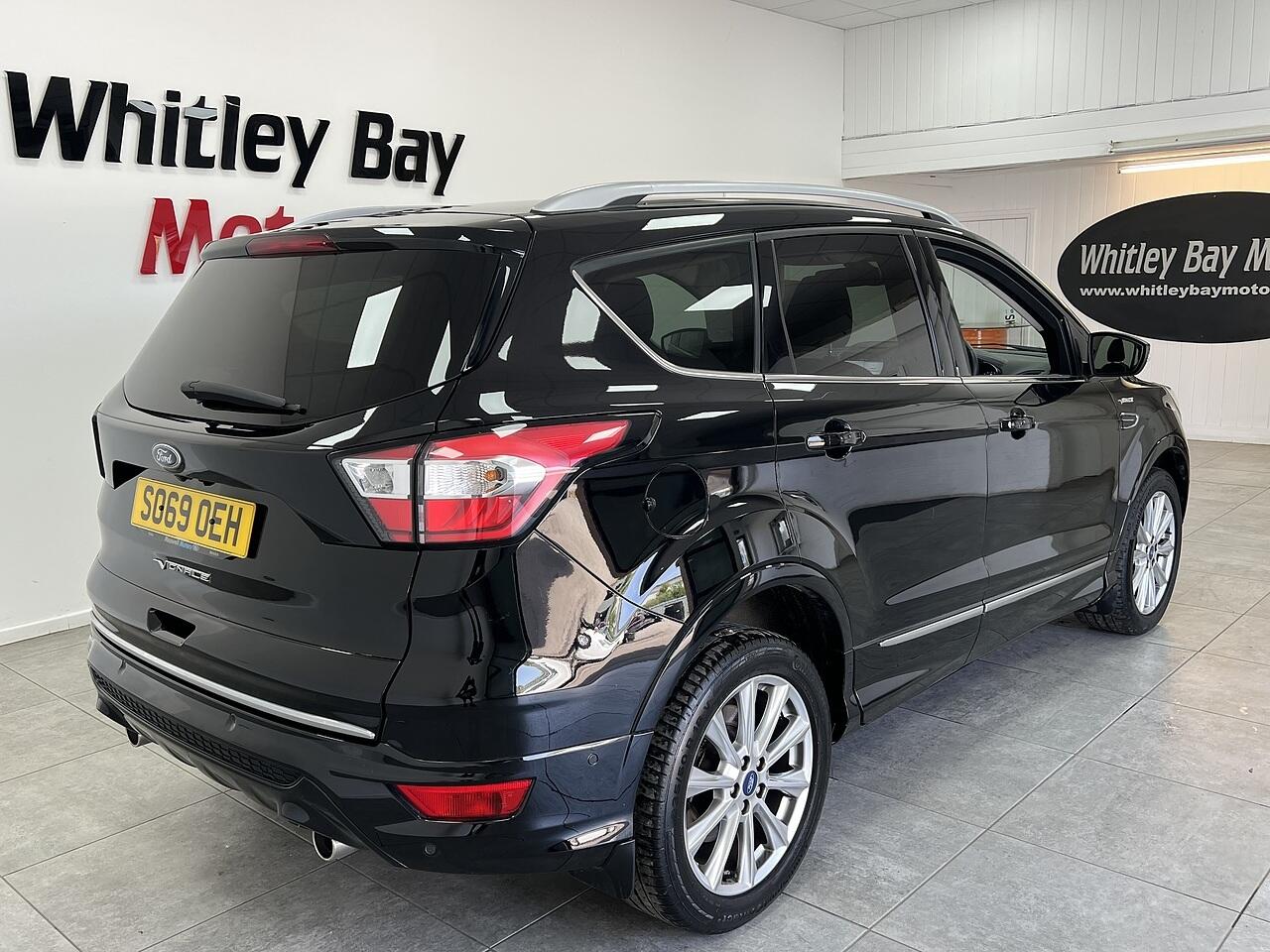 Ford Kuga view 3