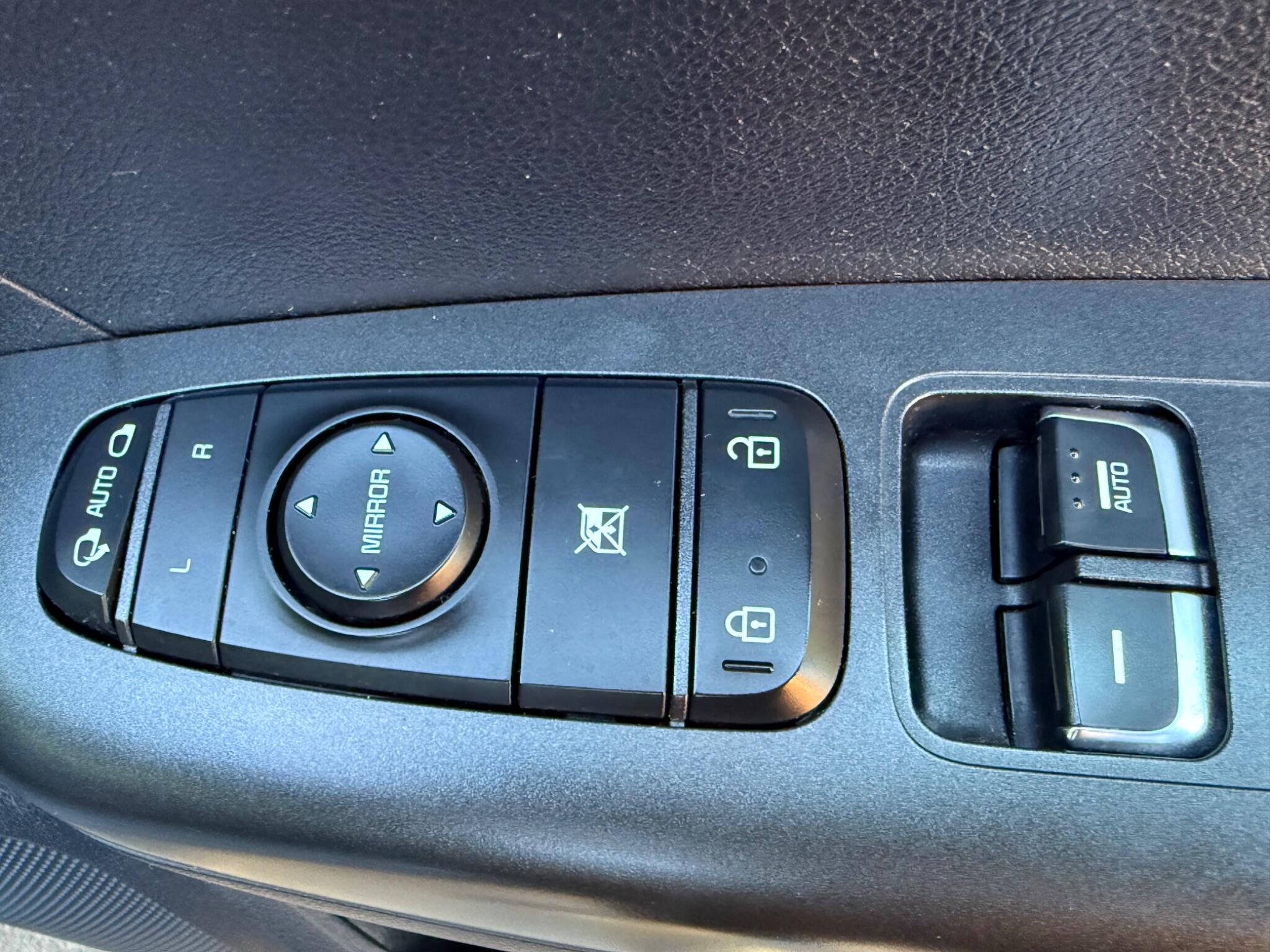Kia Sportage view 33