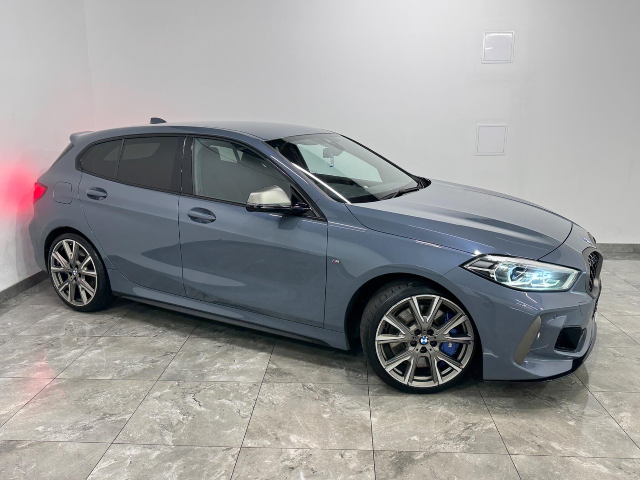 BMW 1 Series view 2