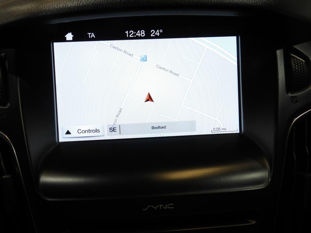 Ford Focus view 25