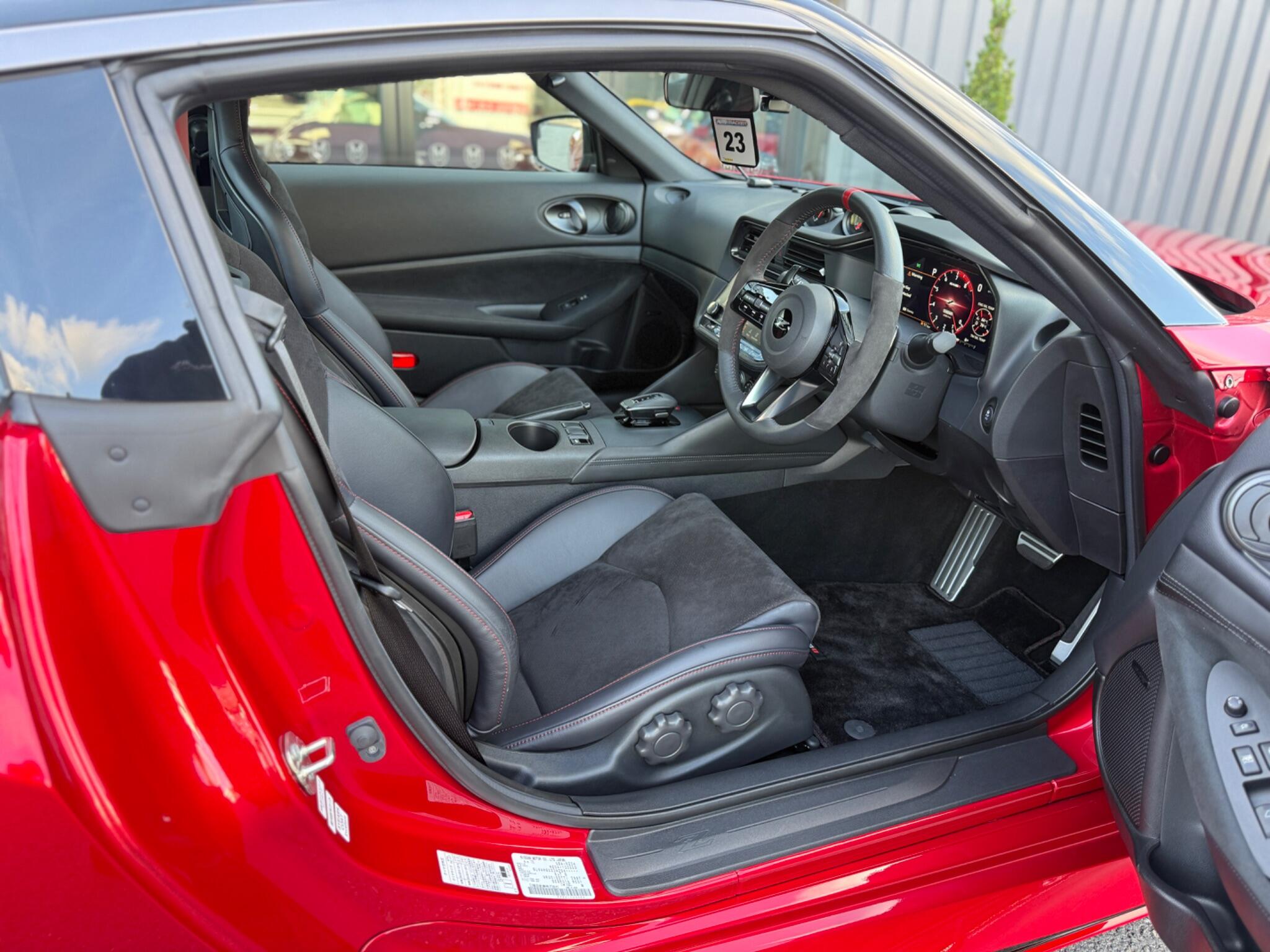 Nissan Fairlady view 17