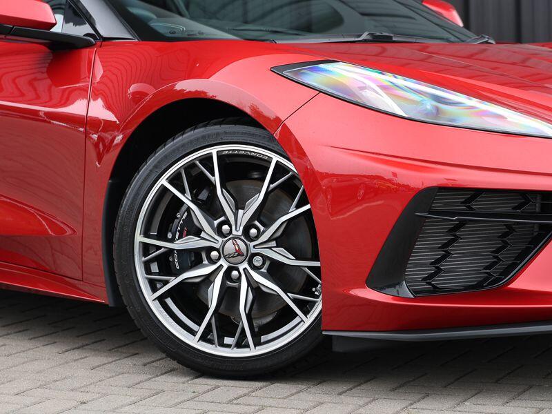 Chevrolet Corvette view 20