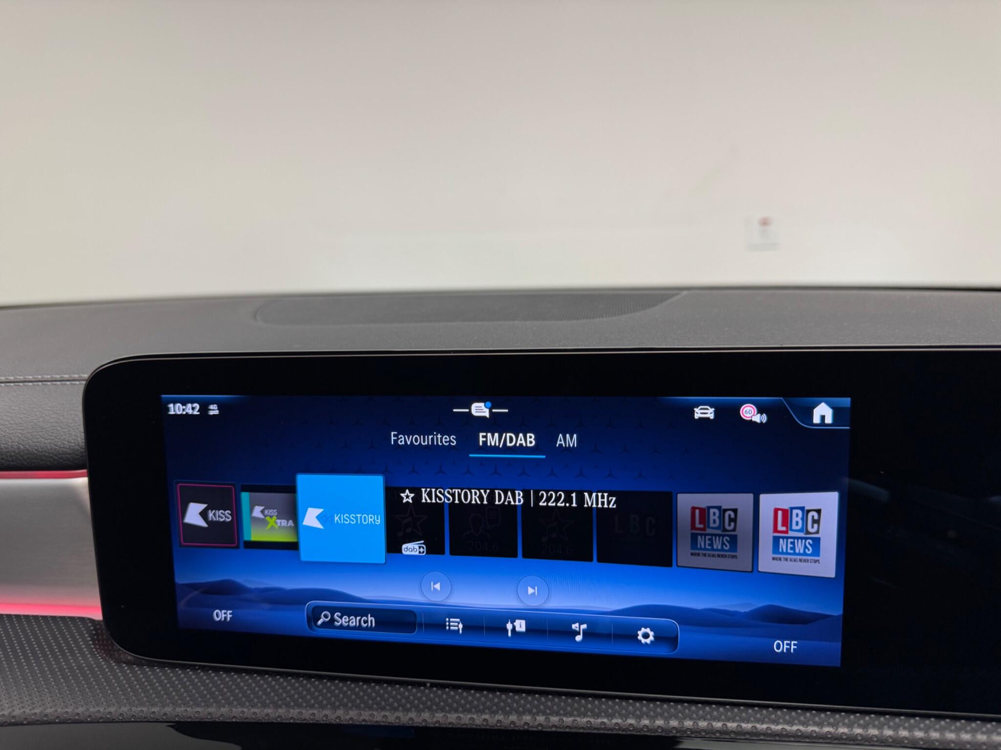 Mercedes-Benz CLA view 20