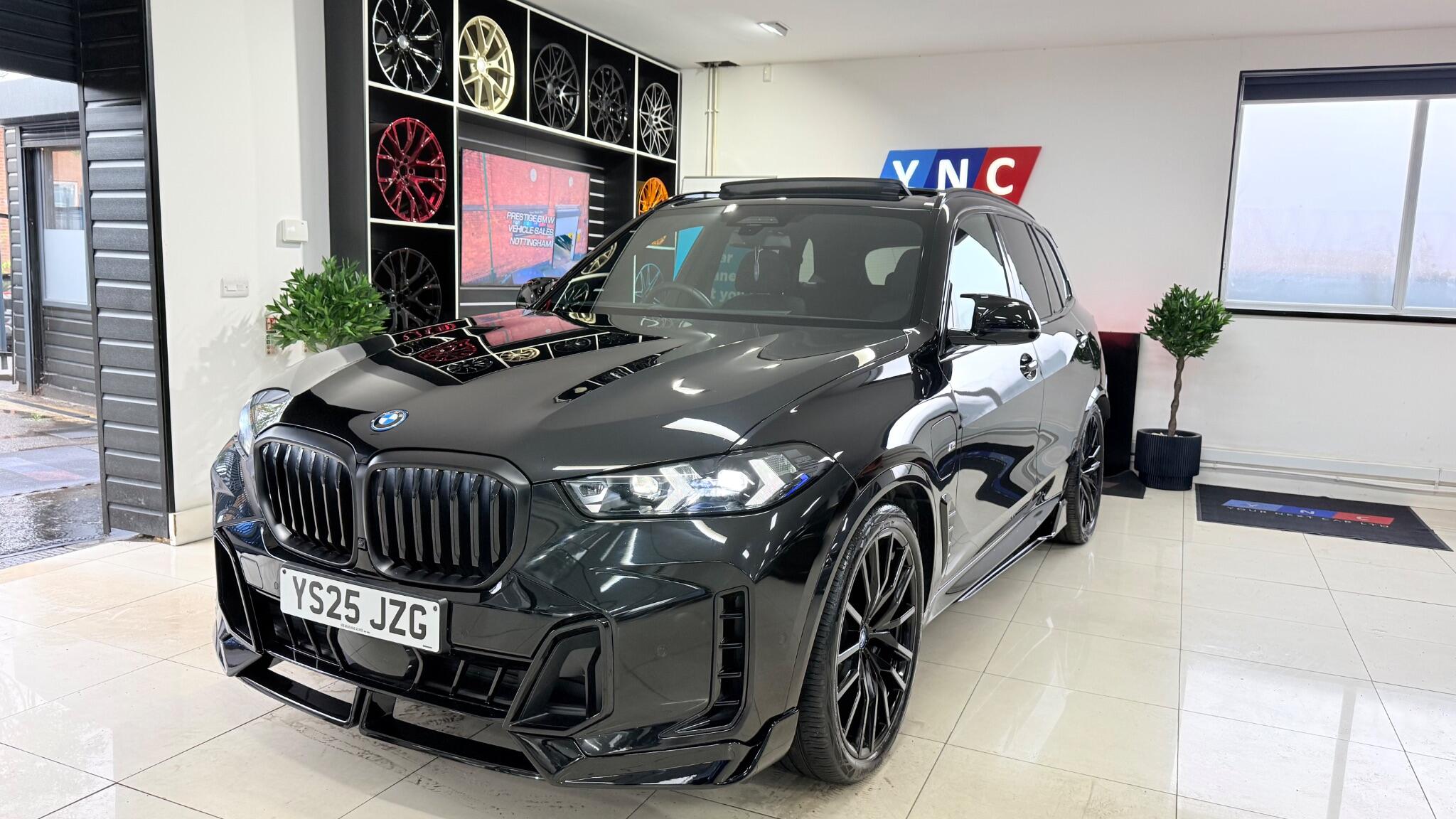 BMW X5 view 2