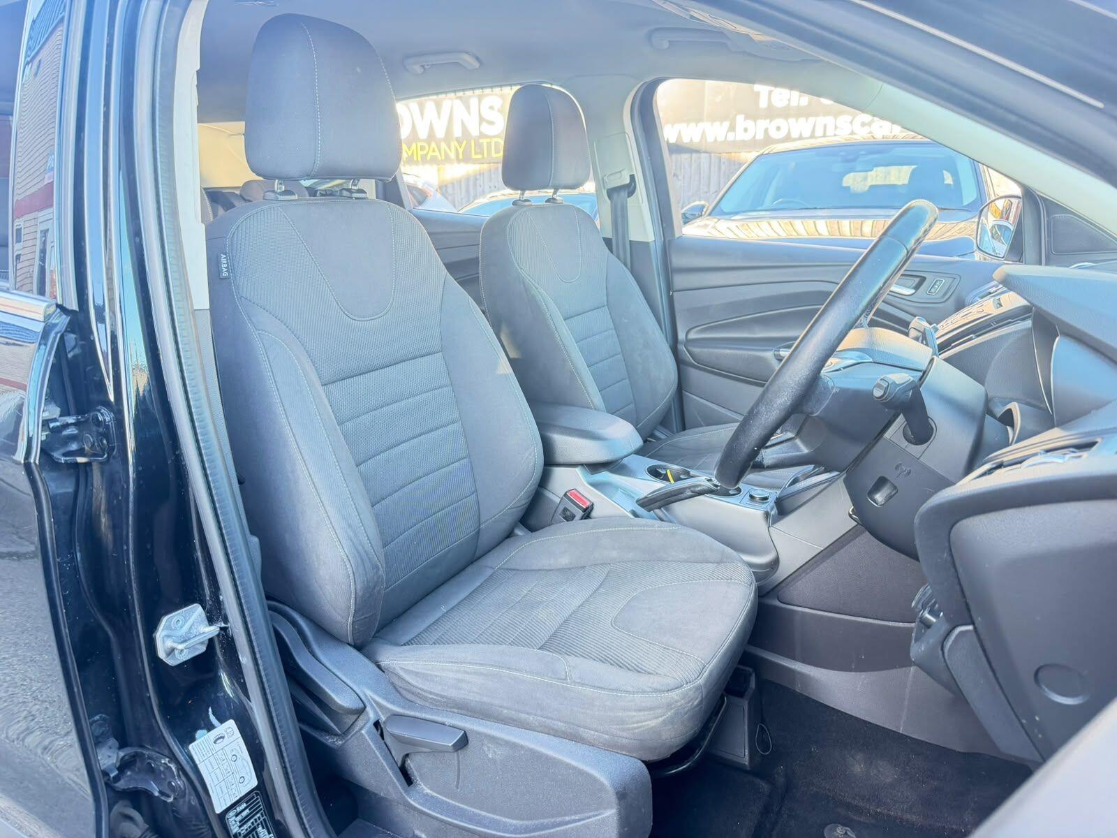 Ford Kuga view 11