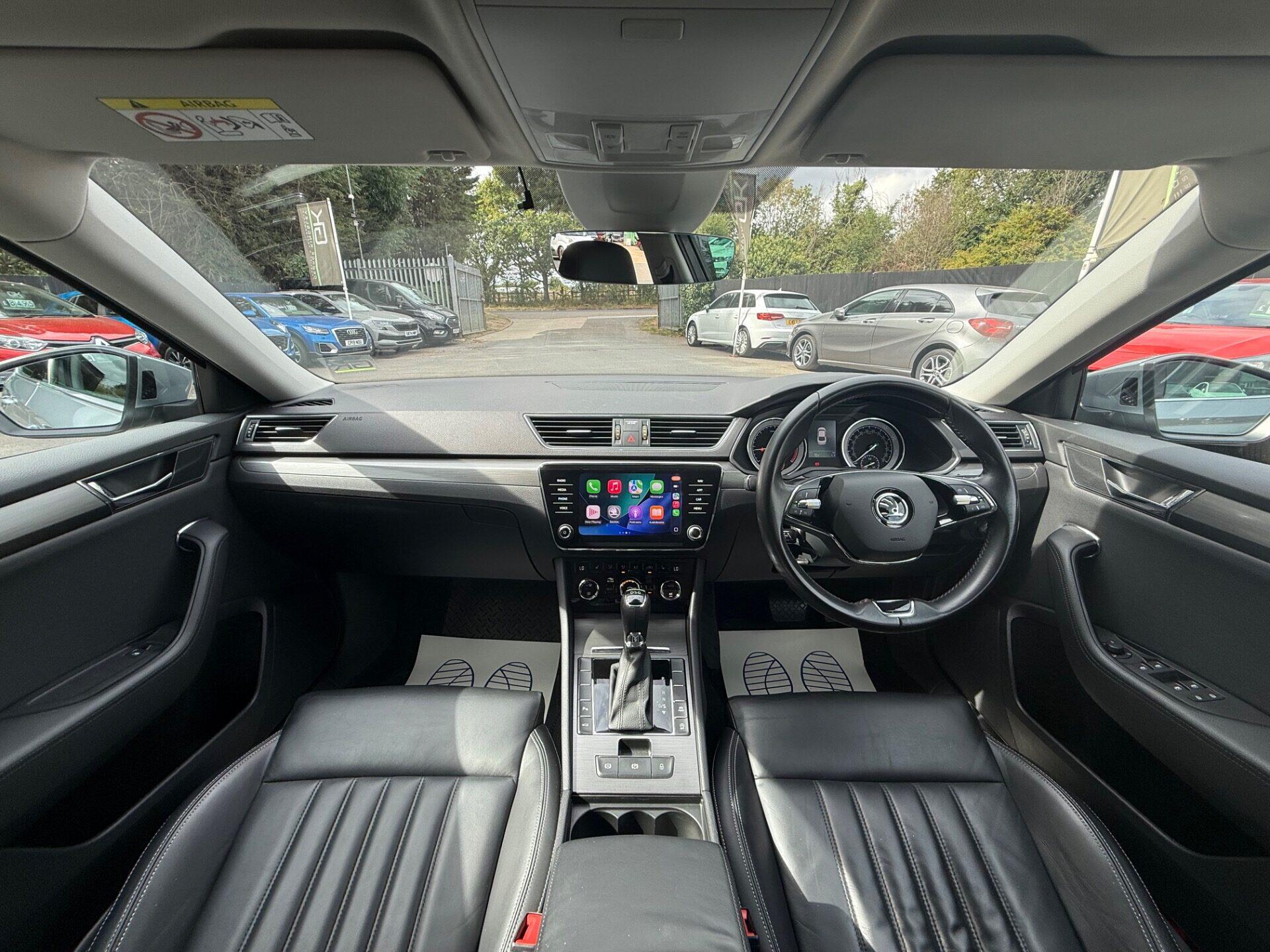 Skoda Superb view 13