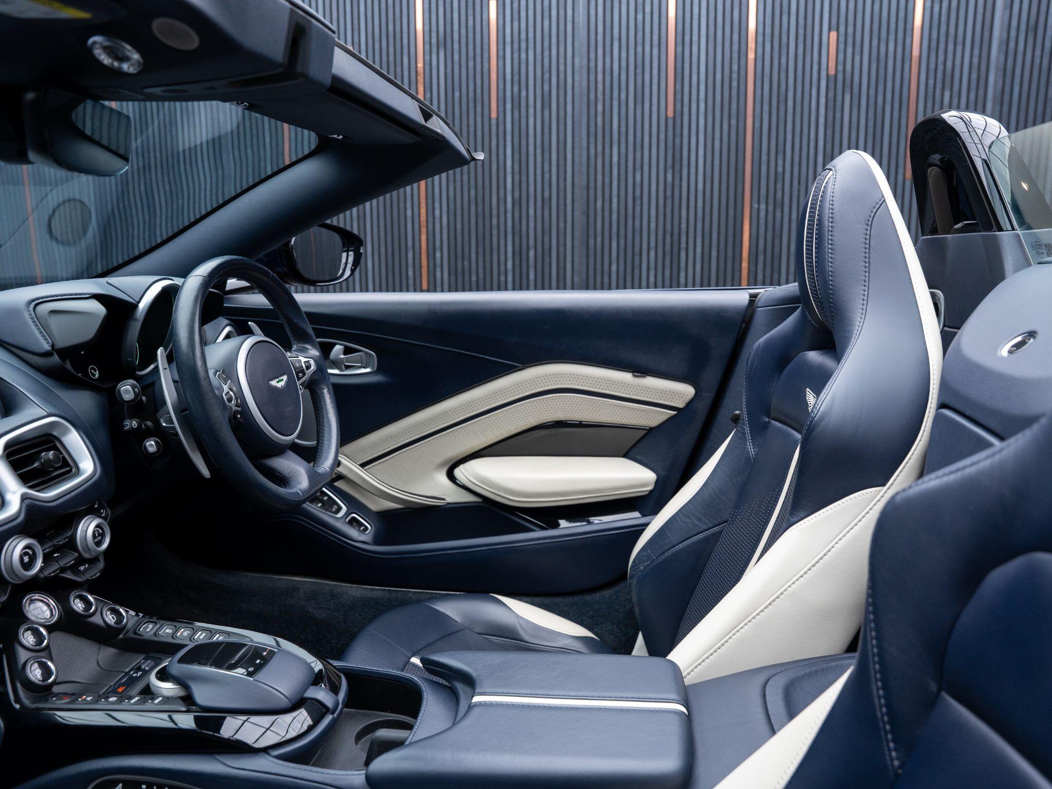 Aston Martin Vantage view 36