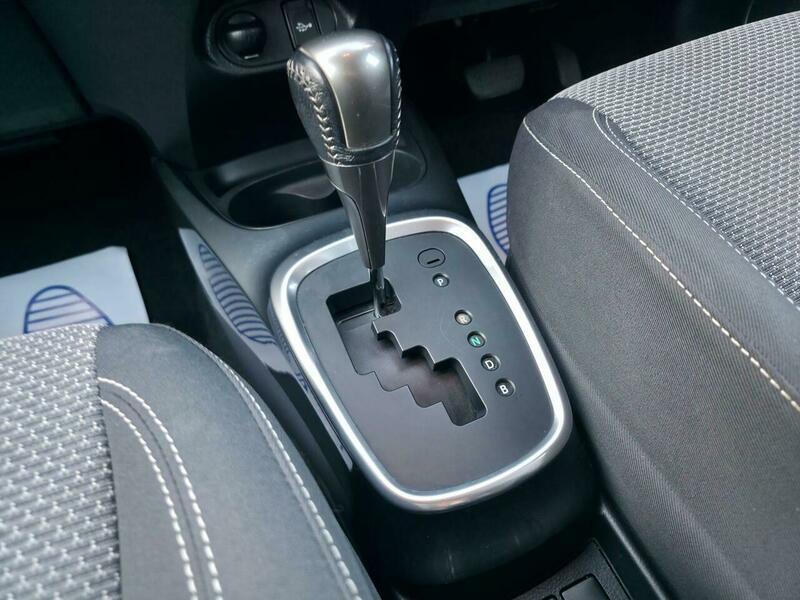 Toyota Yaris view 59