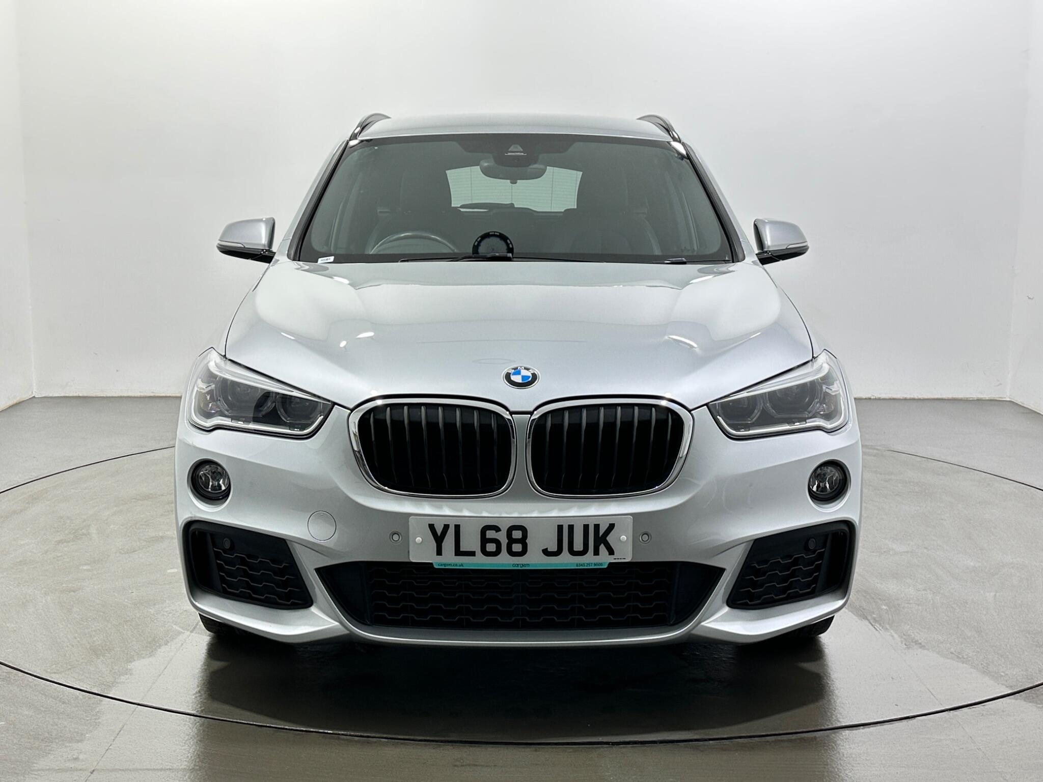 BMW X1 view 3