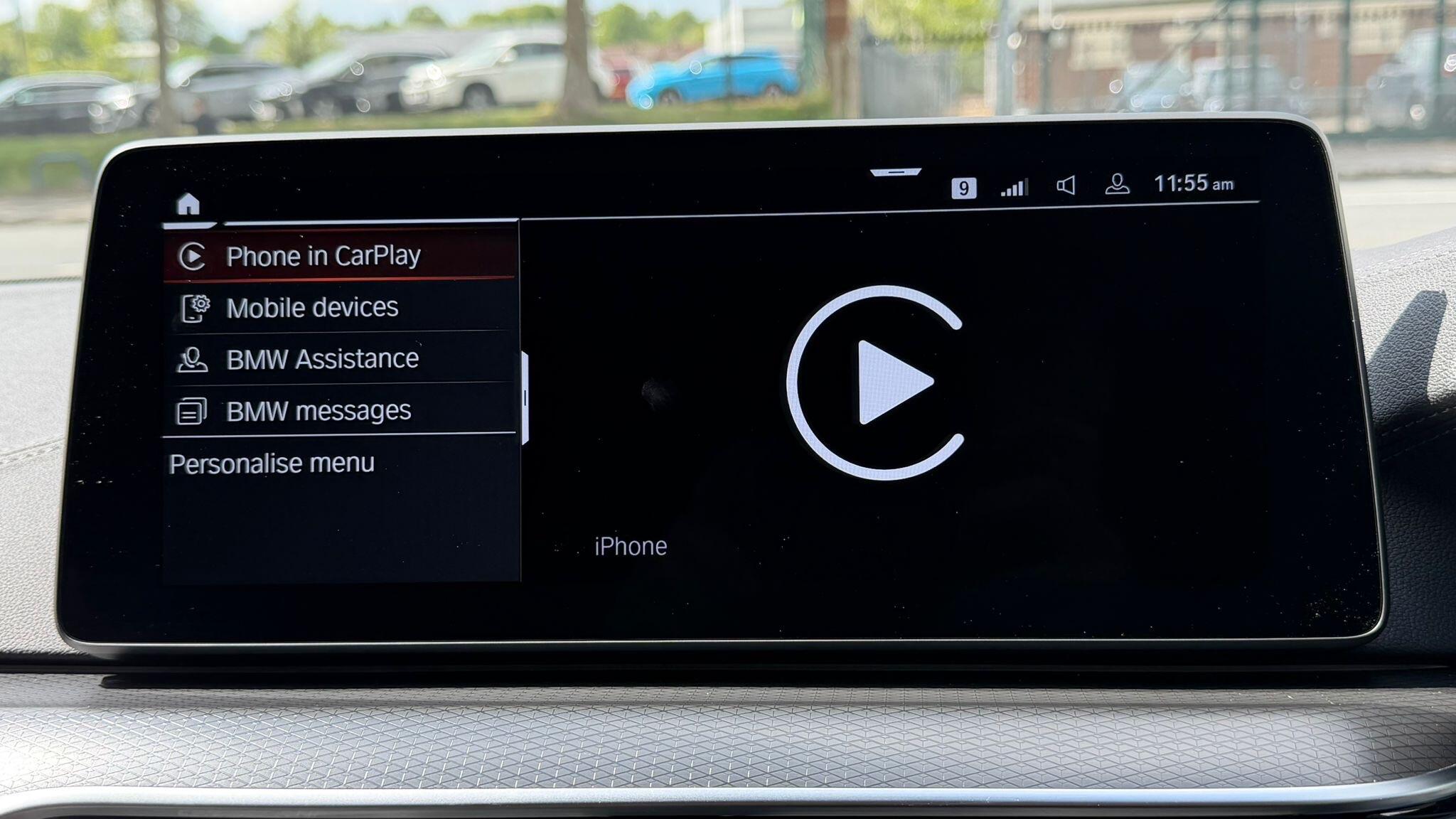 BMW 5 Series view 16