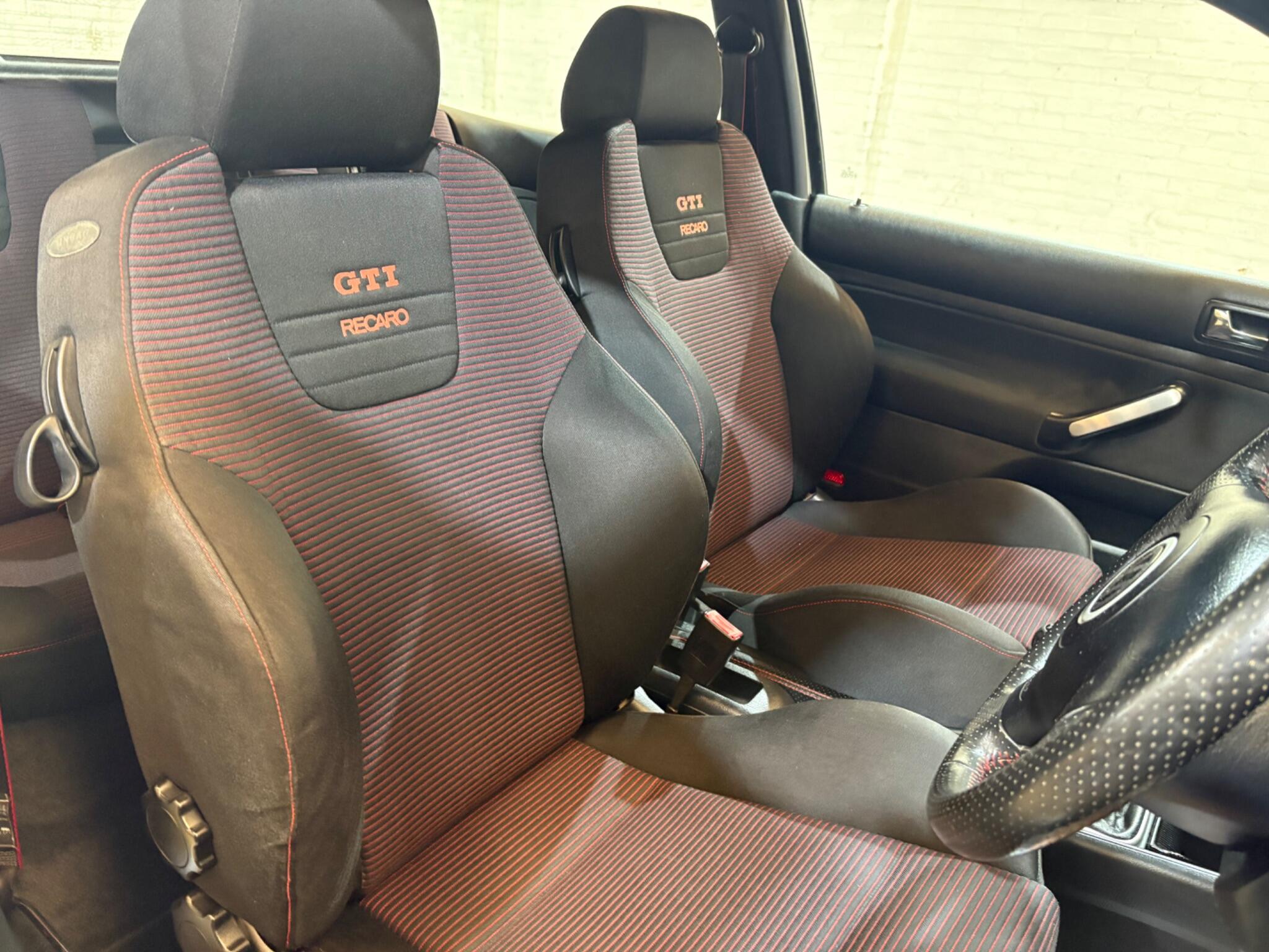 Volkswagen Golf view 22