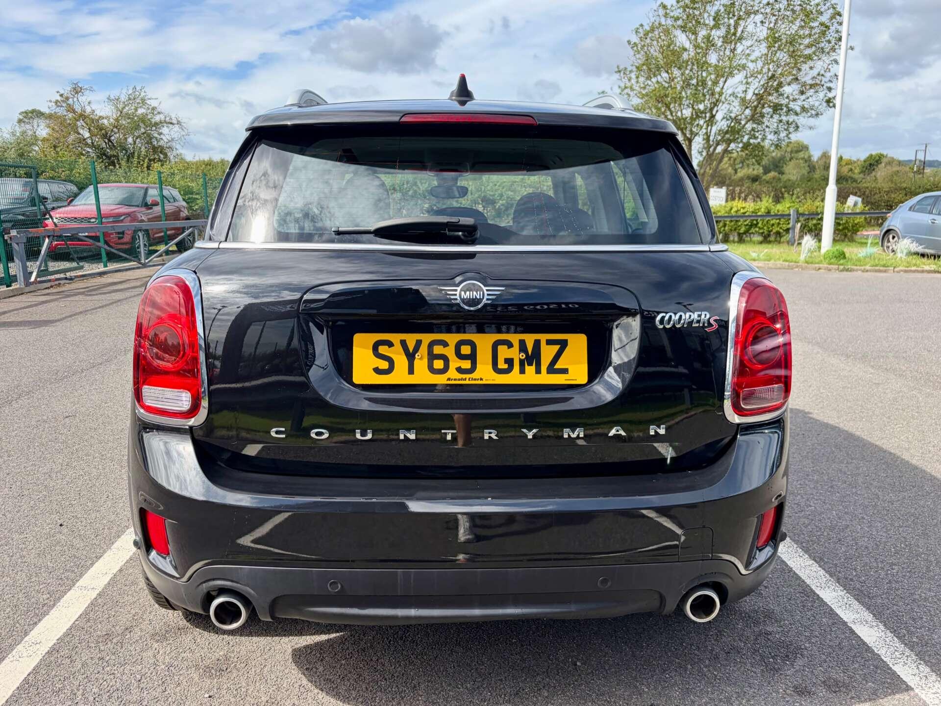 Mini Countryman view 7