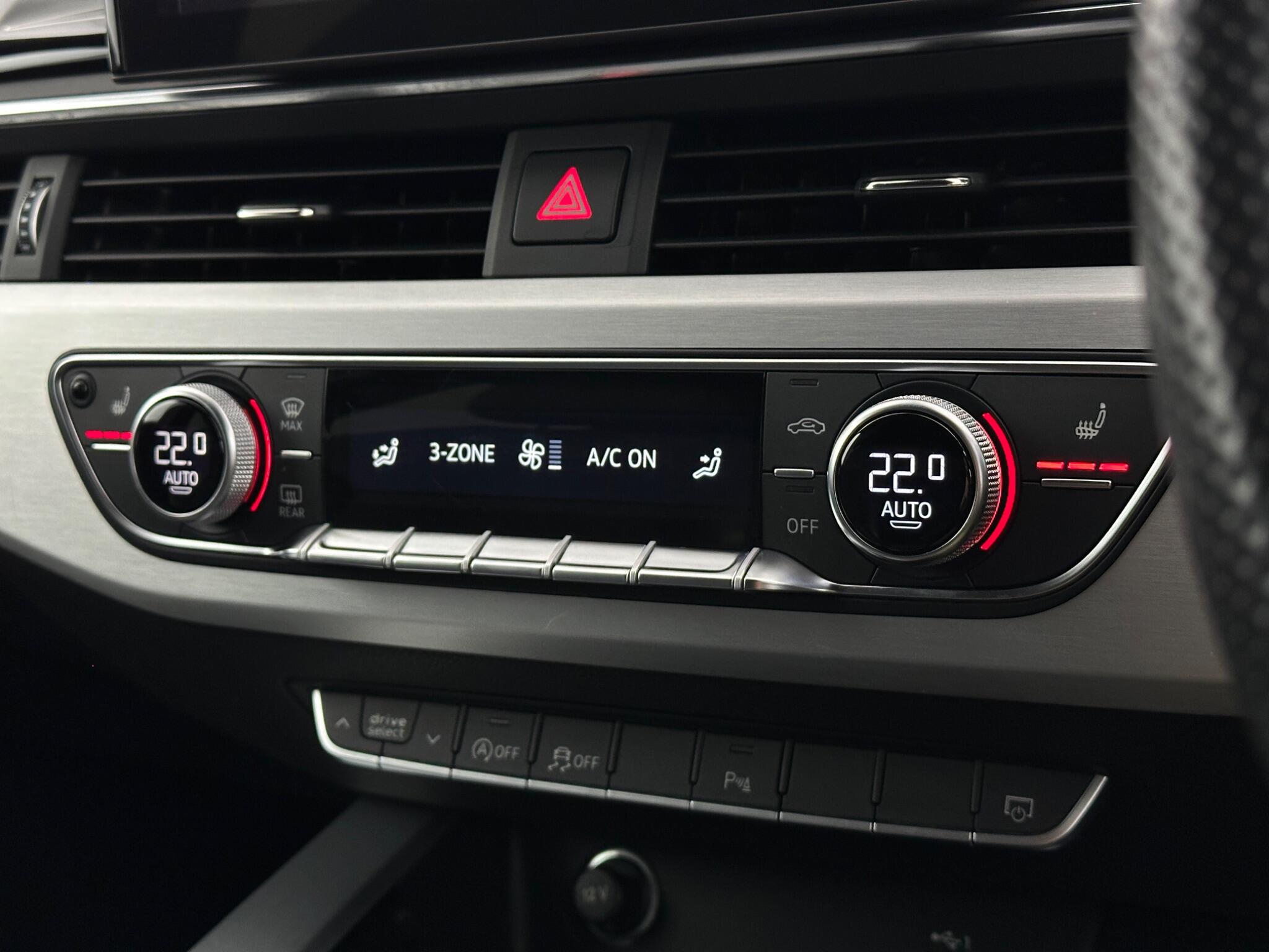Audi A4 view 22
