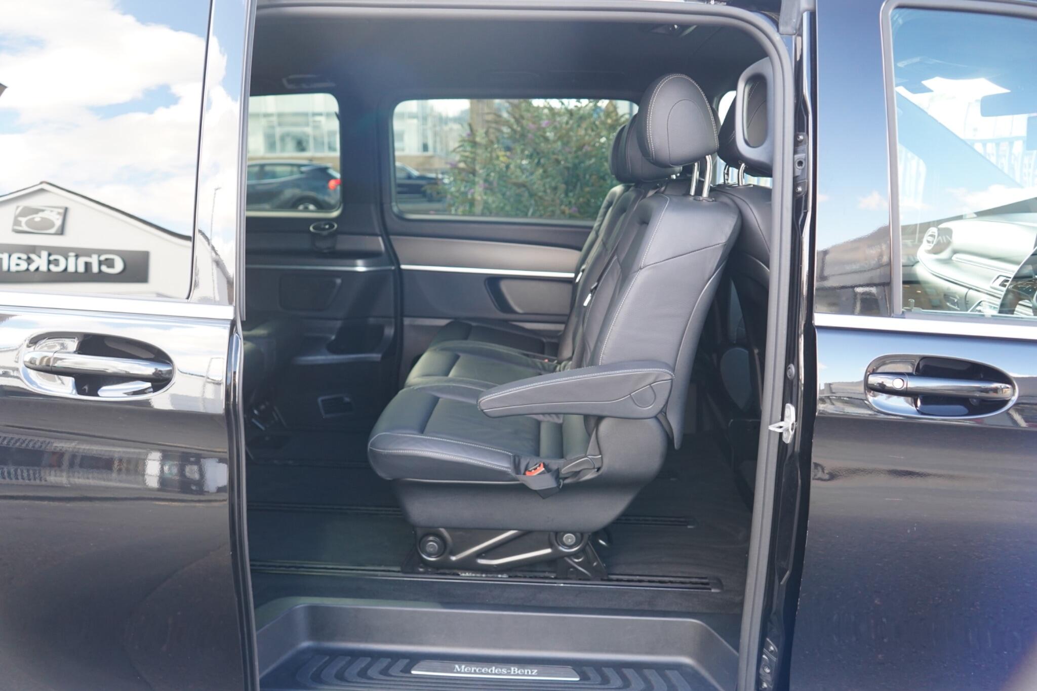 Mercedes-Benz V Class view 22
