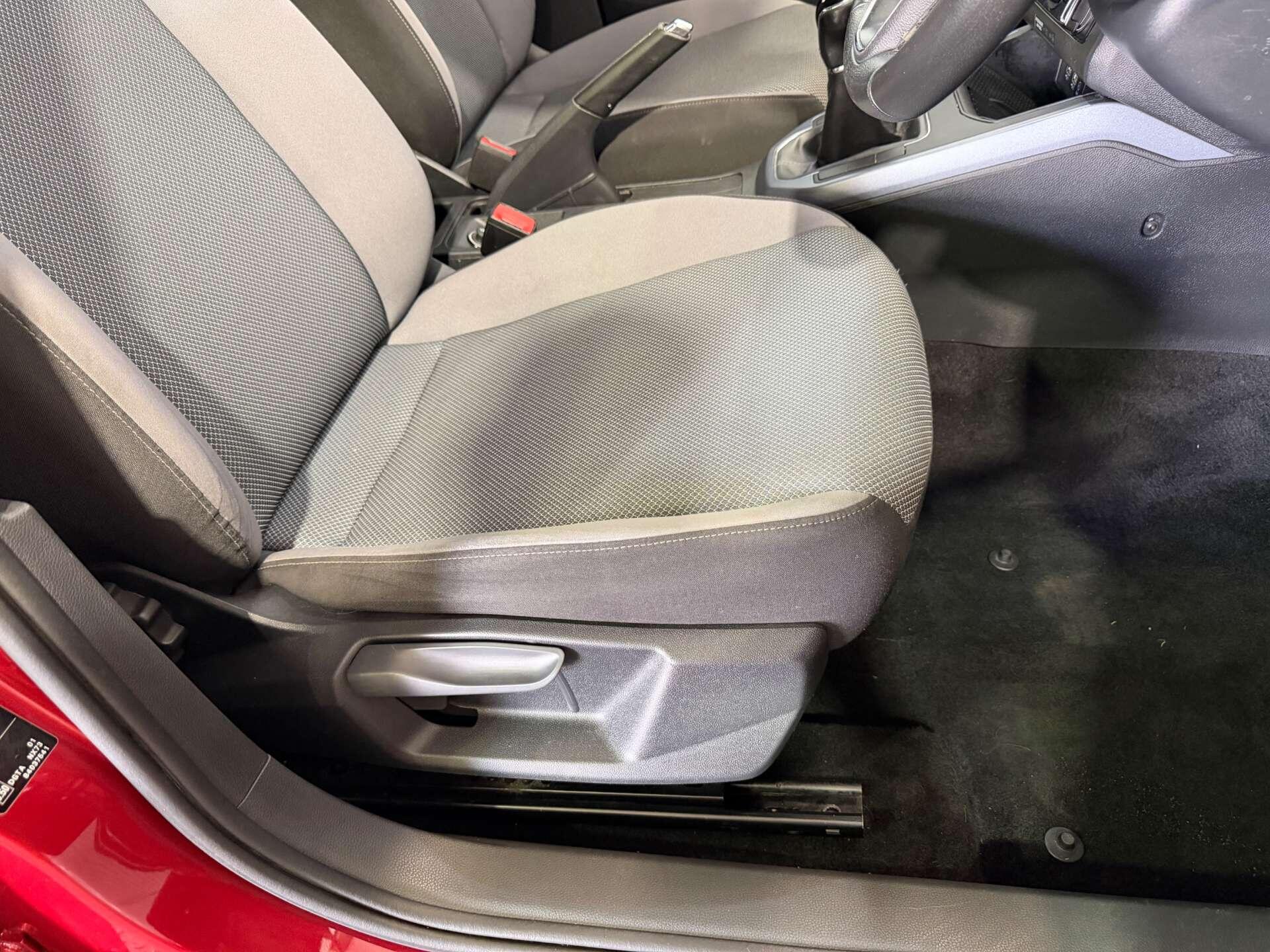 SEAT Arona view 15
