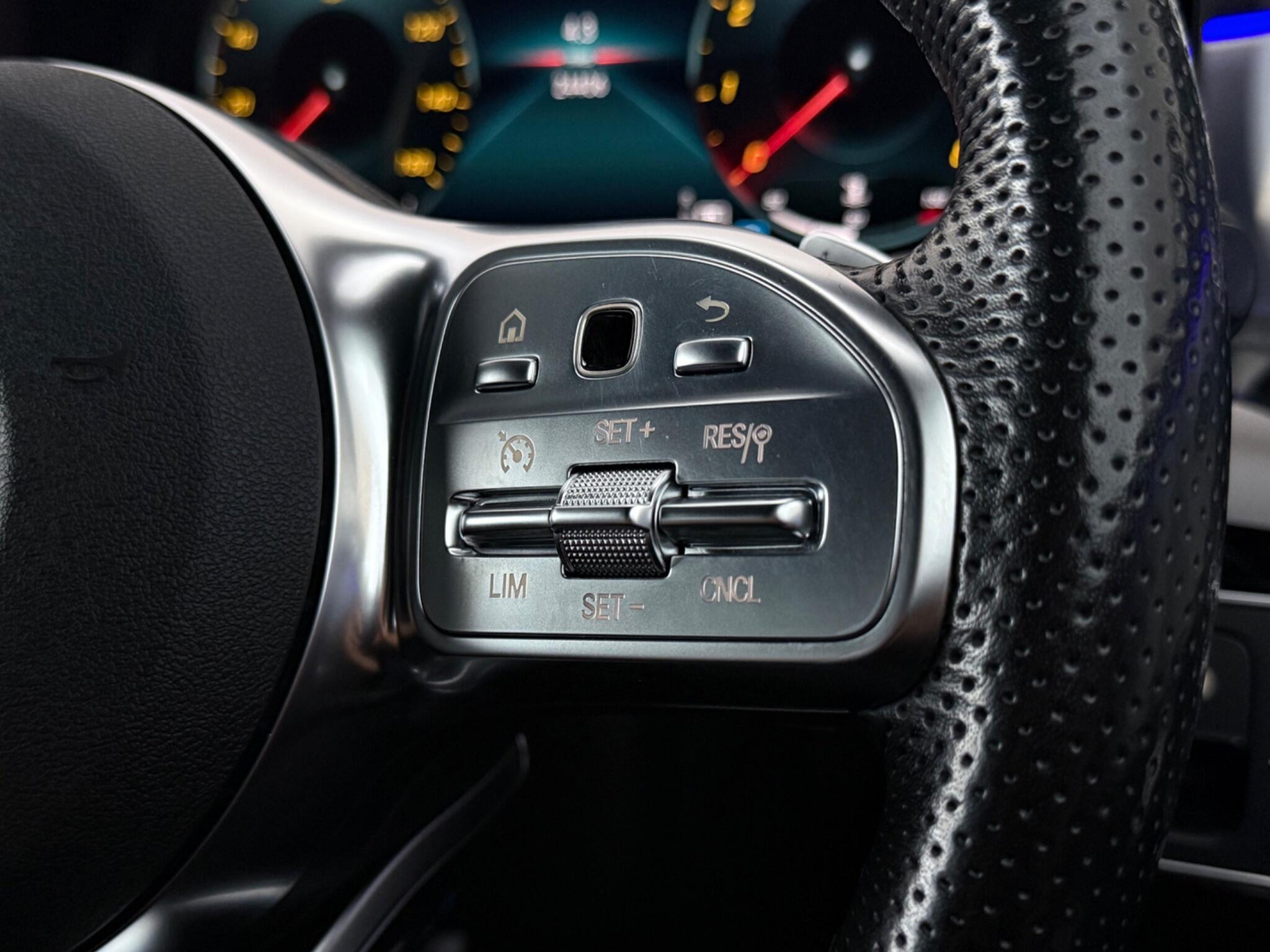 Mercedes-Benz CLA view 15