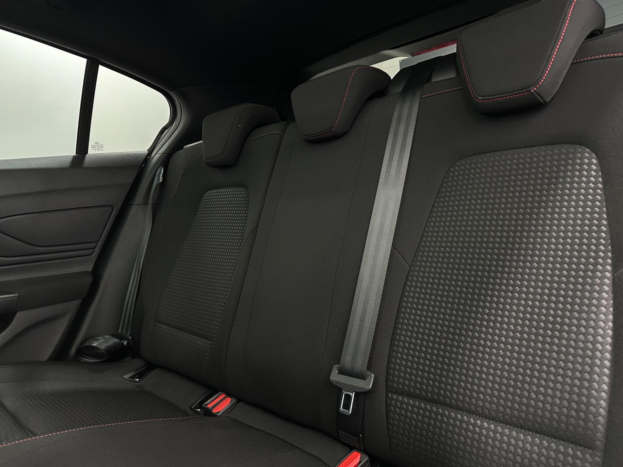 Ford Focus view 38