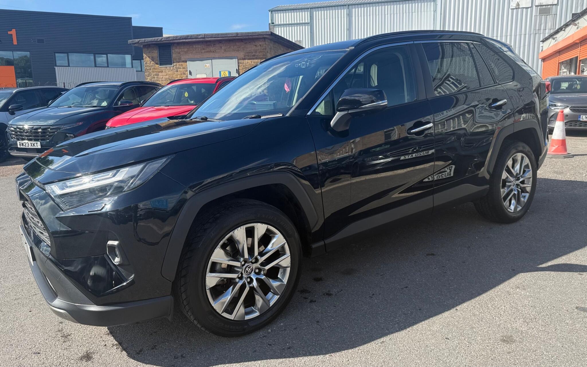 Toyota Rav4 view 2