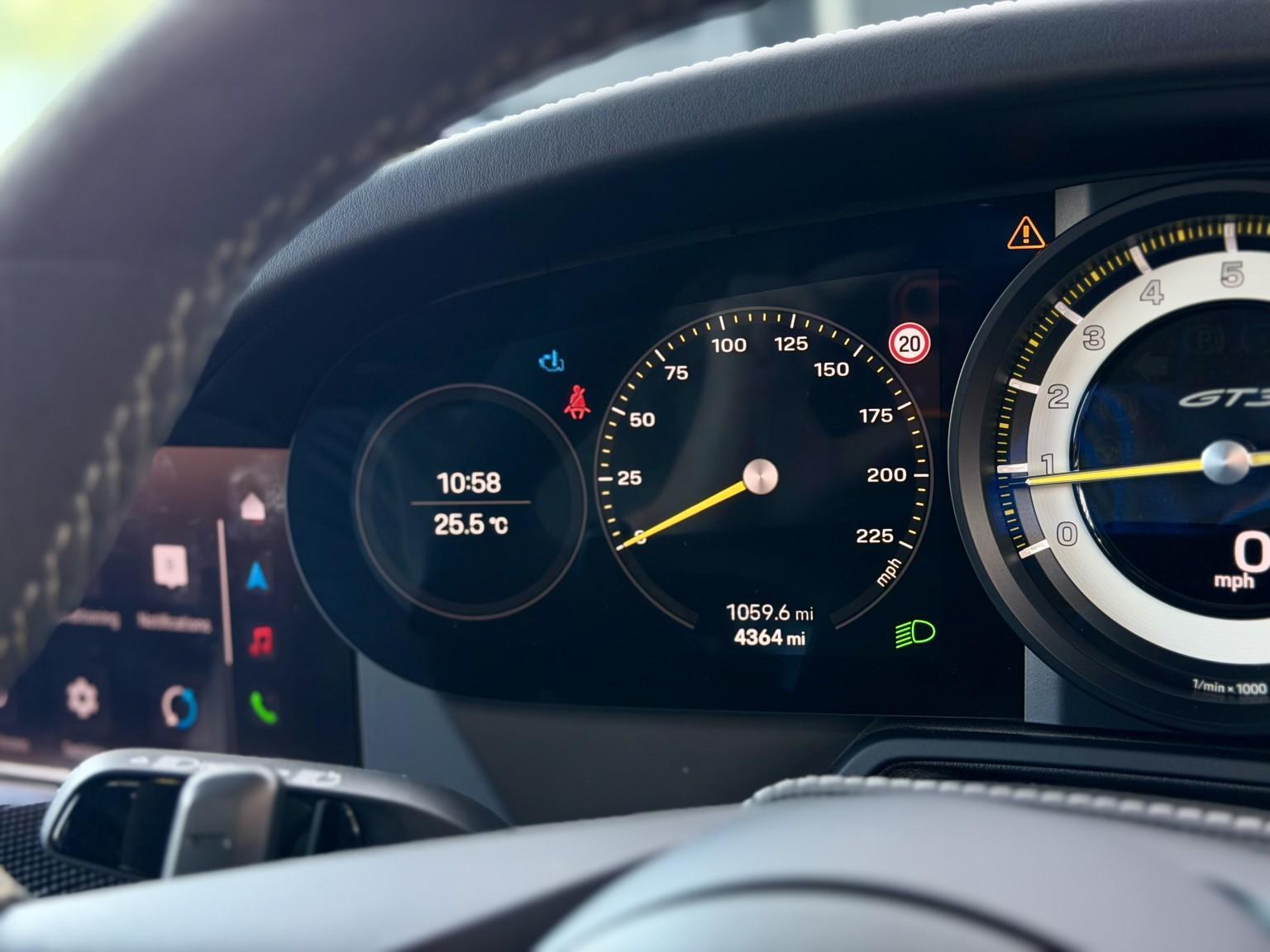 Porsche 911 view 58