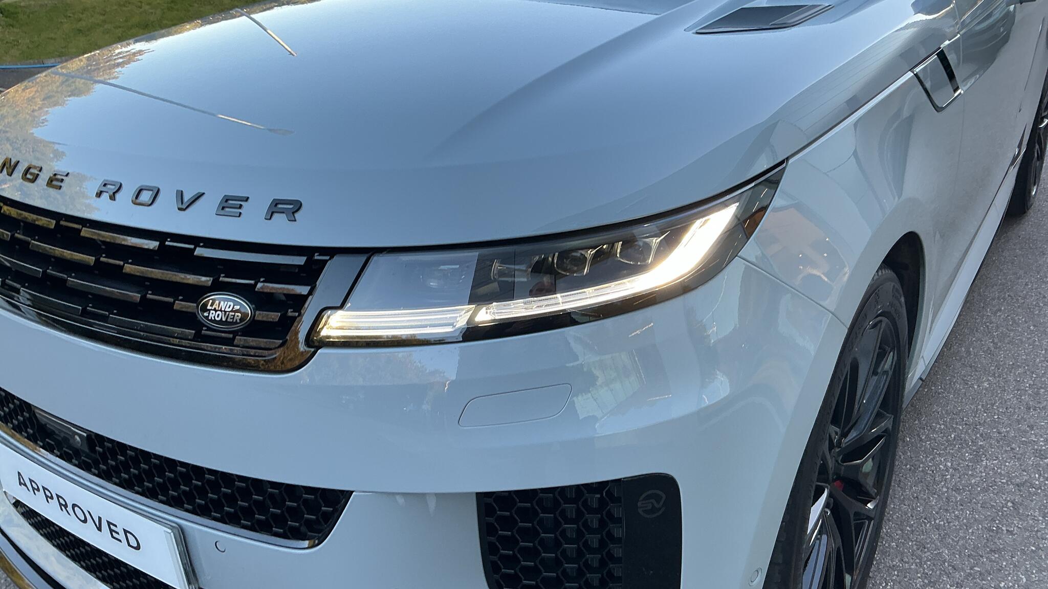 Land Rover Range Rover Sport view 41