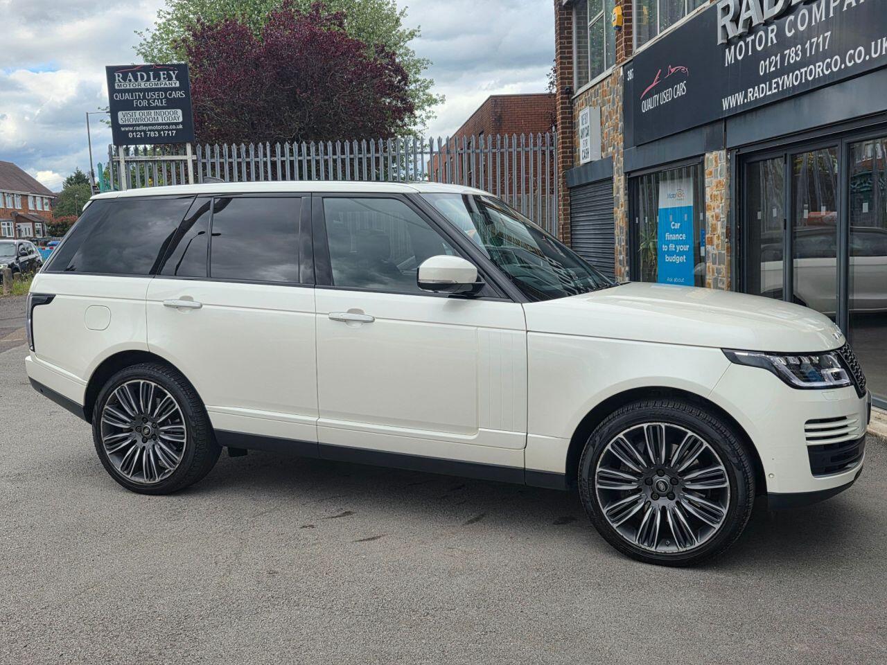Land Rover Range Rover view 5