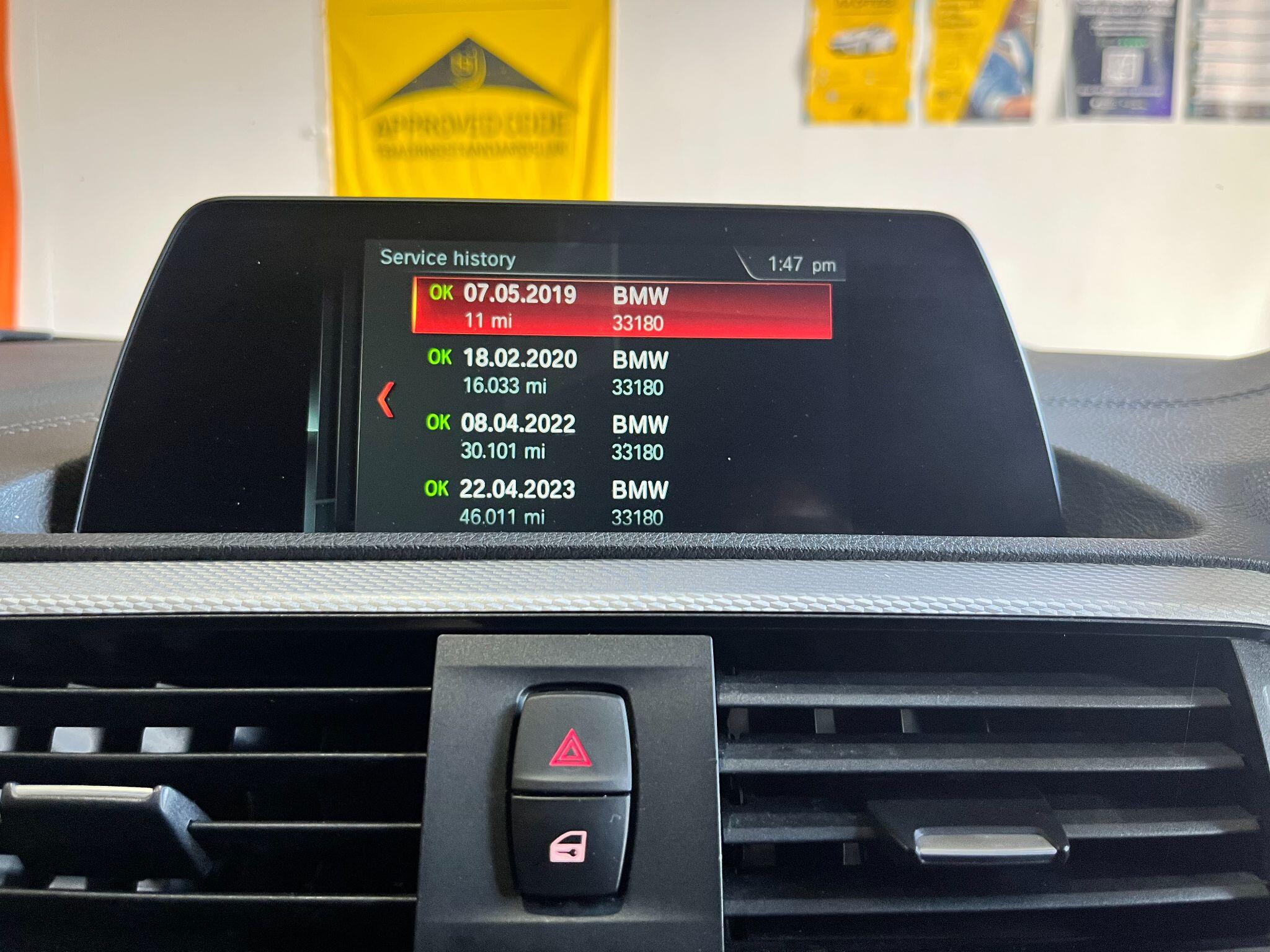 BMW 1 Series view 24