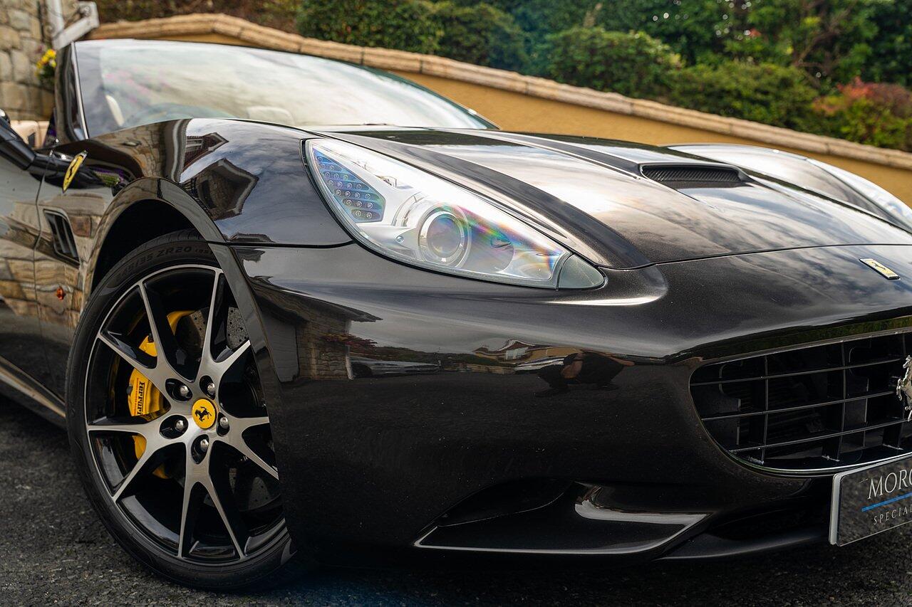 Ferrari California view 23