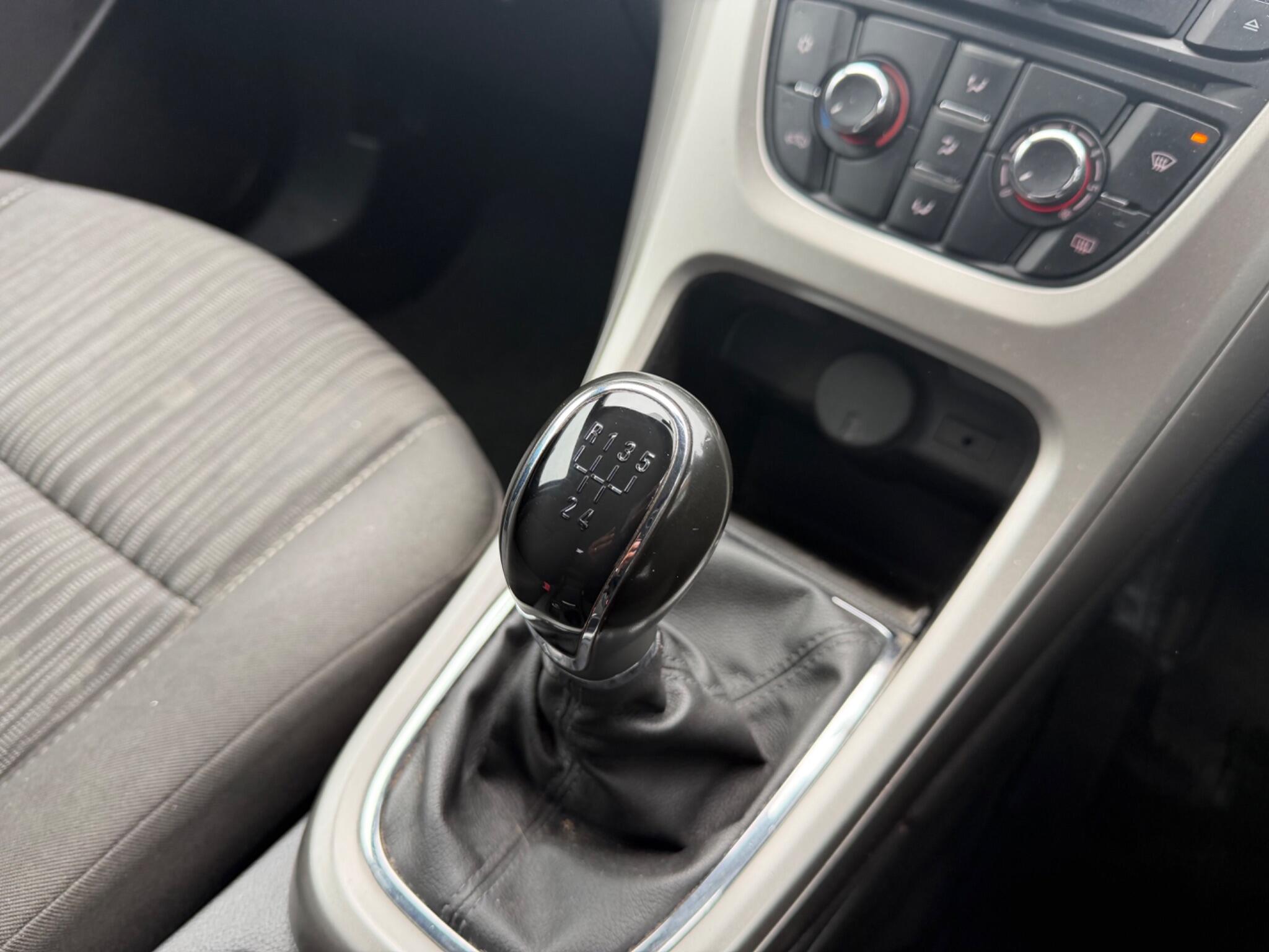 Vauxhall Astra view 15