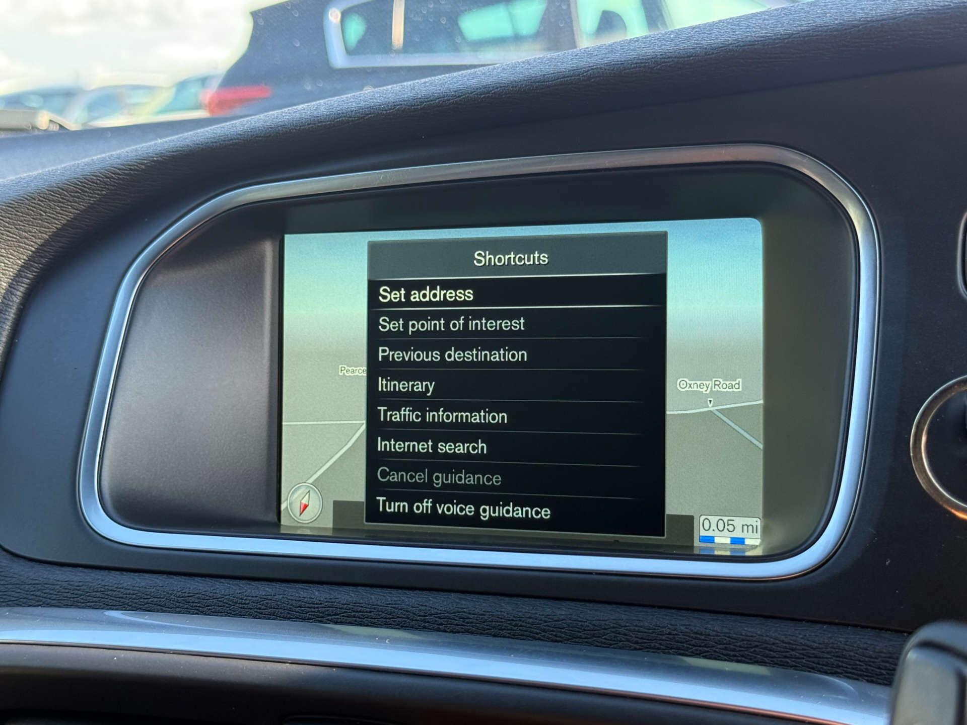 Volvo V40 view 47