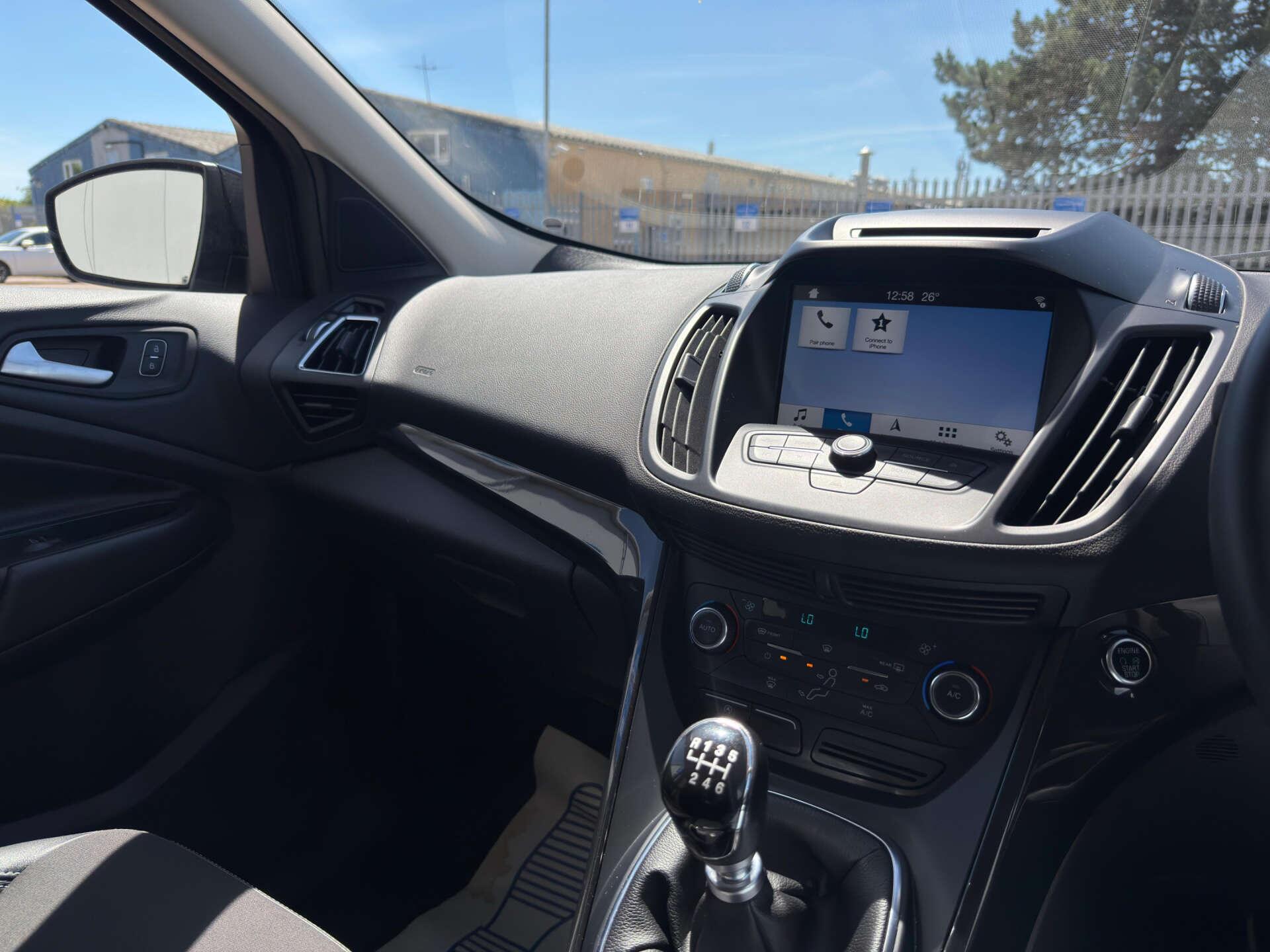 Ford Kuga view 55