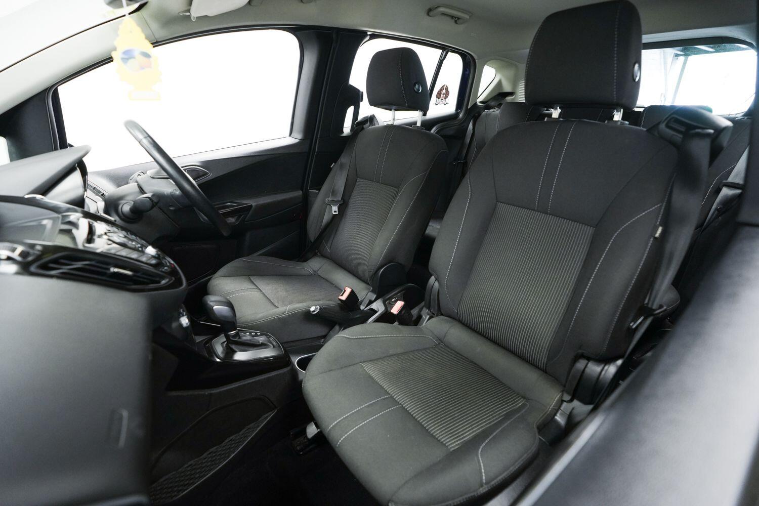 Ford B-Max view 24