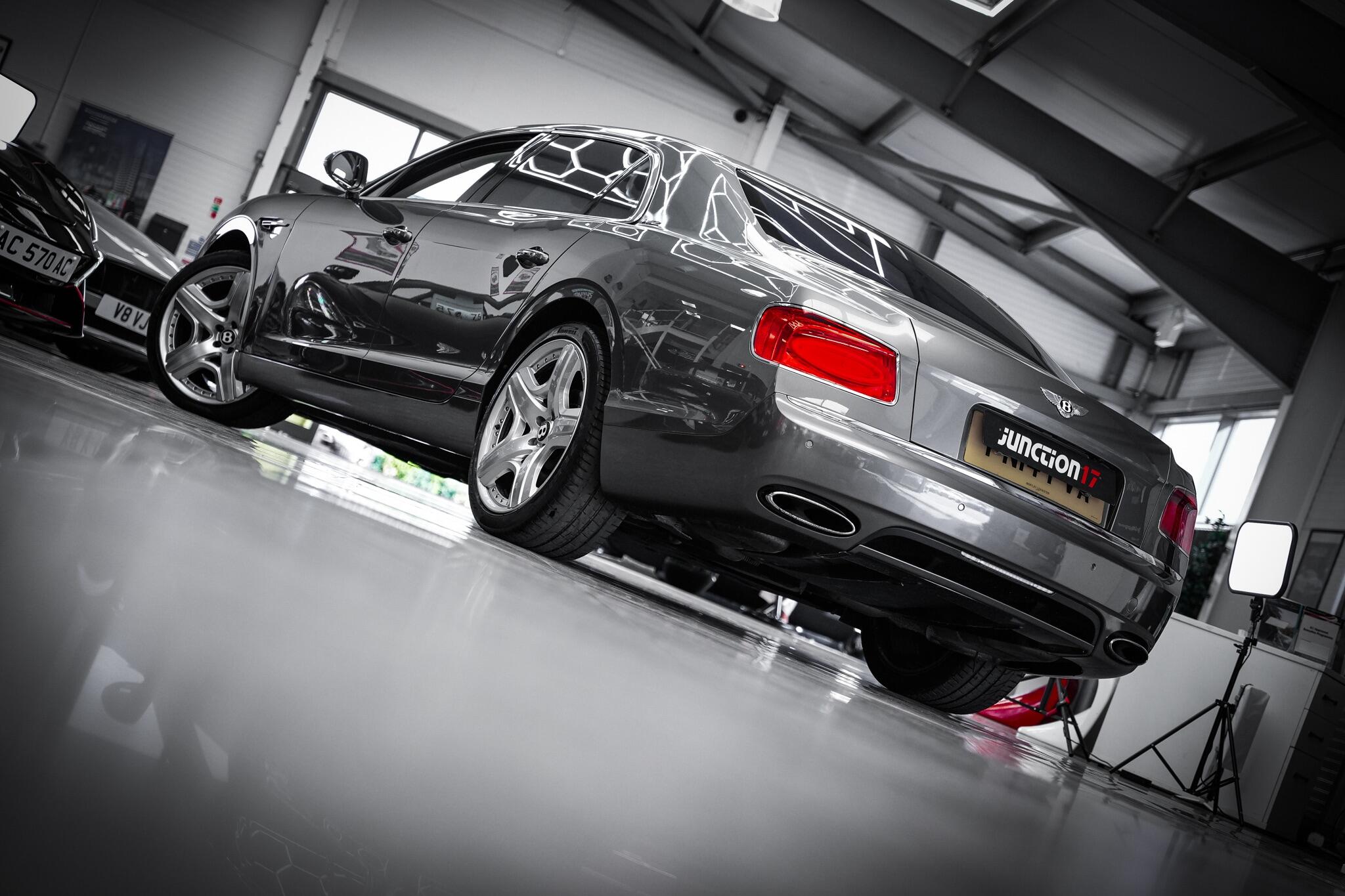 Bentley Flying Spur view 6